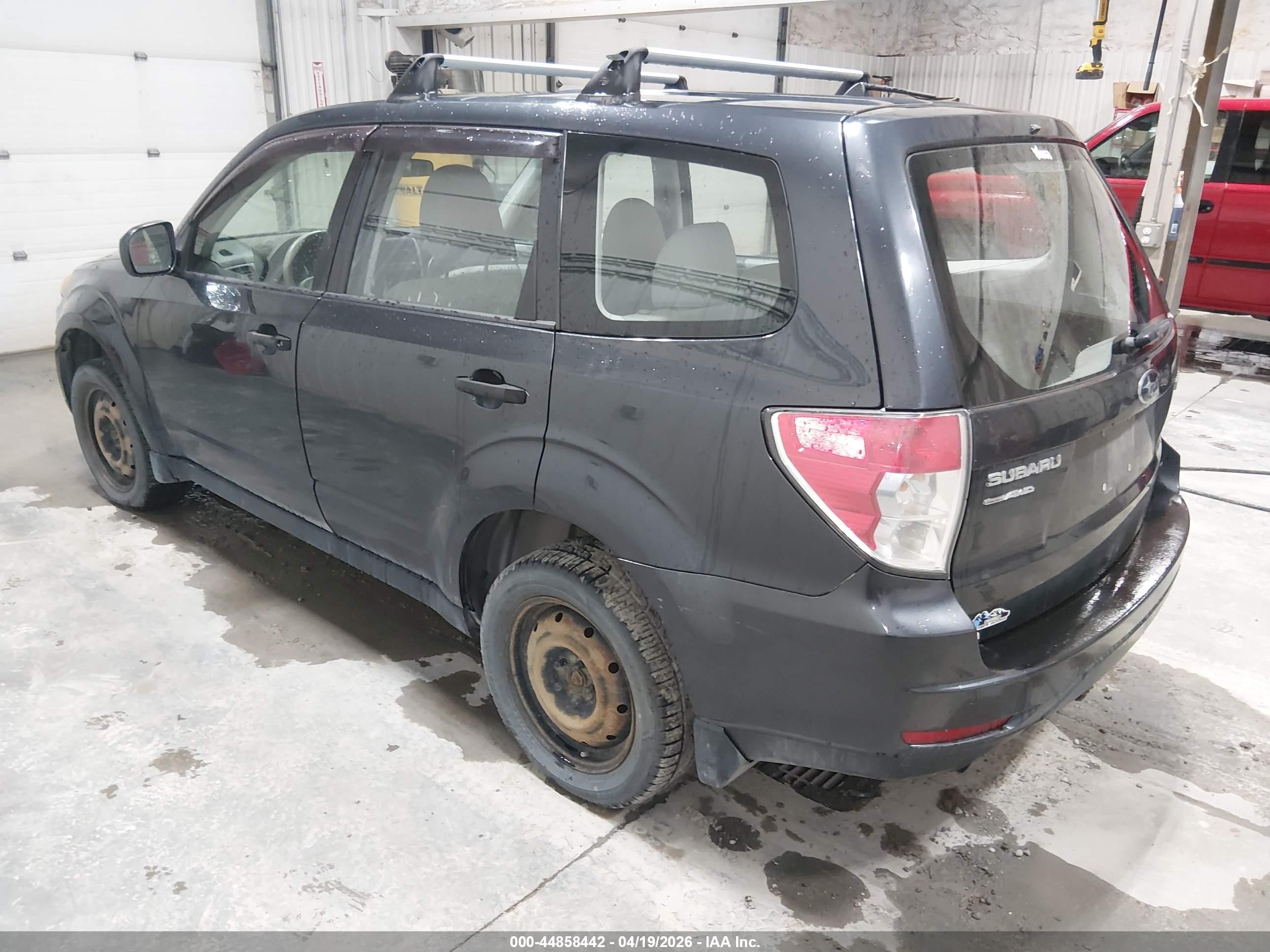 2011 Subaru Forester 2.5x Blue vin: JF2SHBAC8BH715636