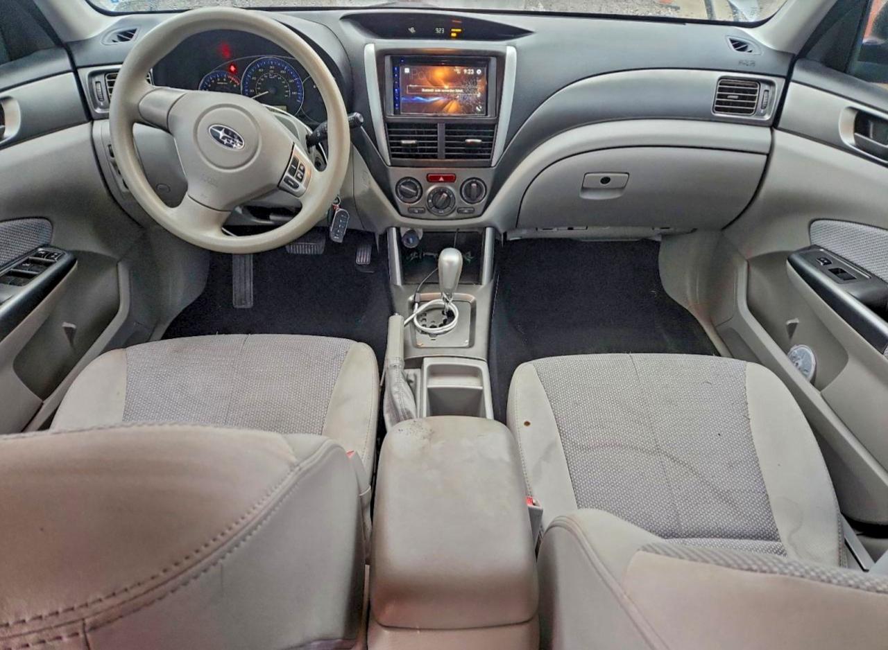 2011 Subaru Forester 2.5x Silver vin: JF2SHBBC0BH718660