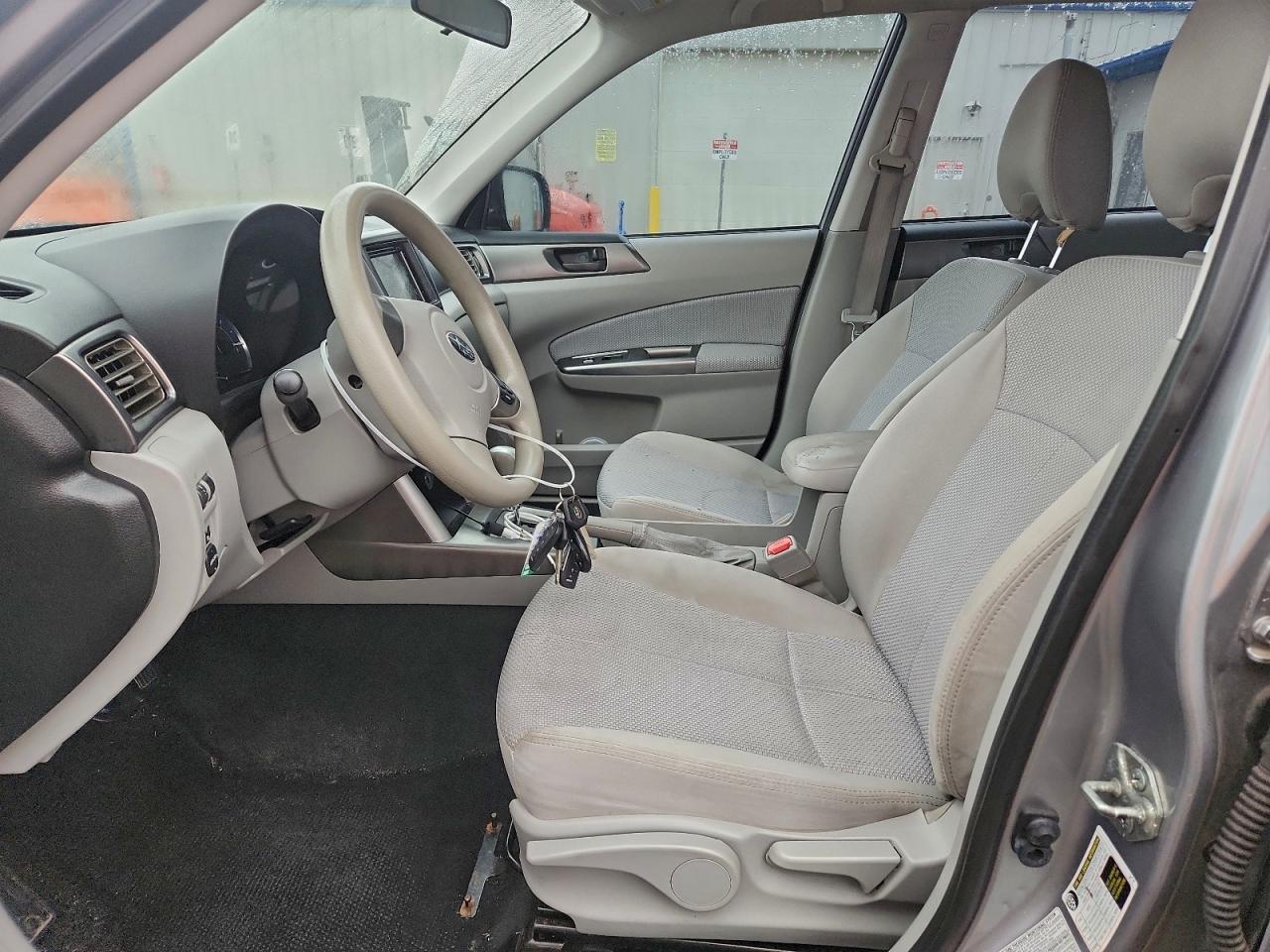 2011 Subaru Forester 2.5x Silver vin: JF2SHBBC0BH718660