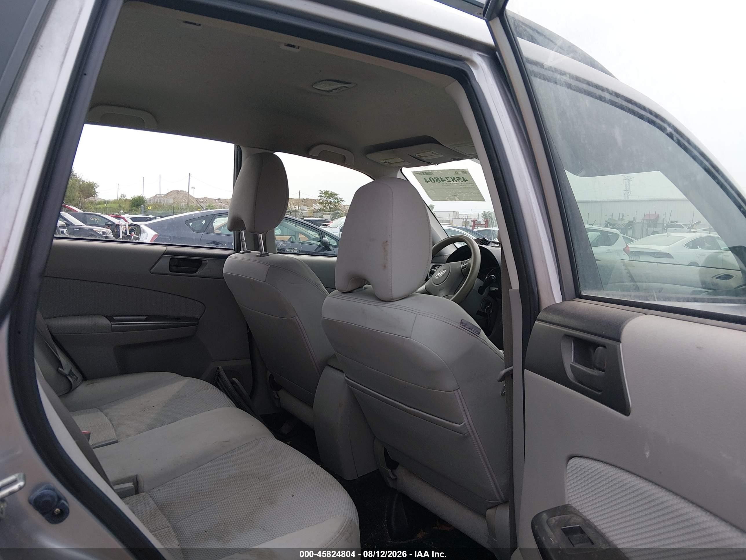 2011 Subaru Forester 2.5x Gray vin: JF2SHBBC0BH772251