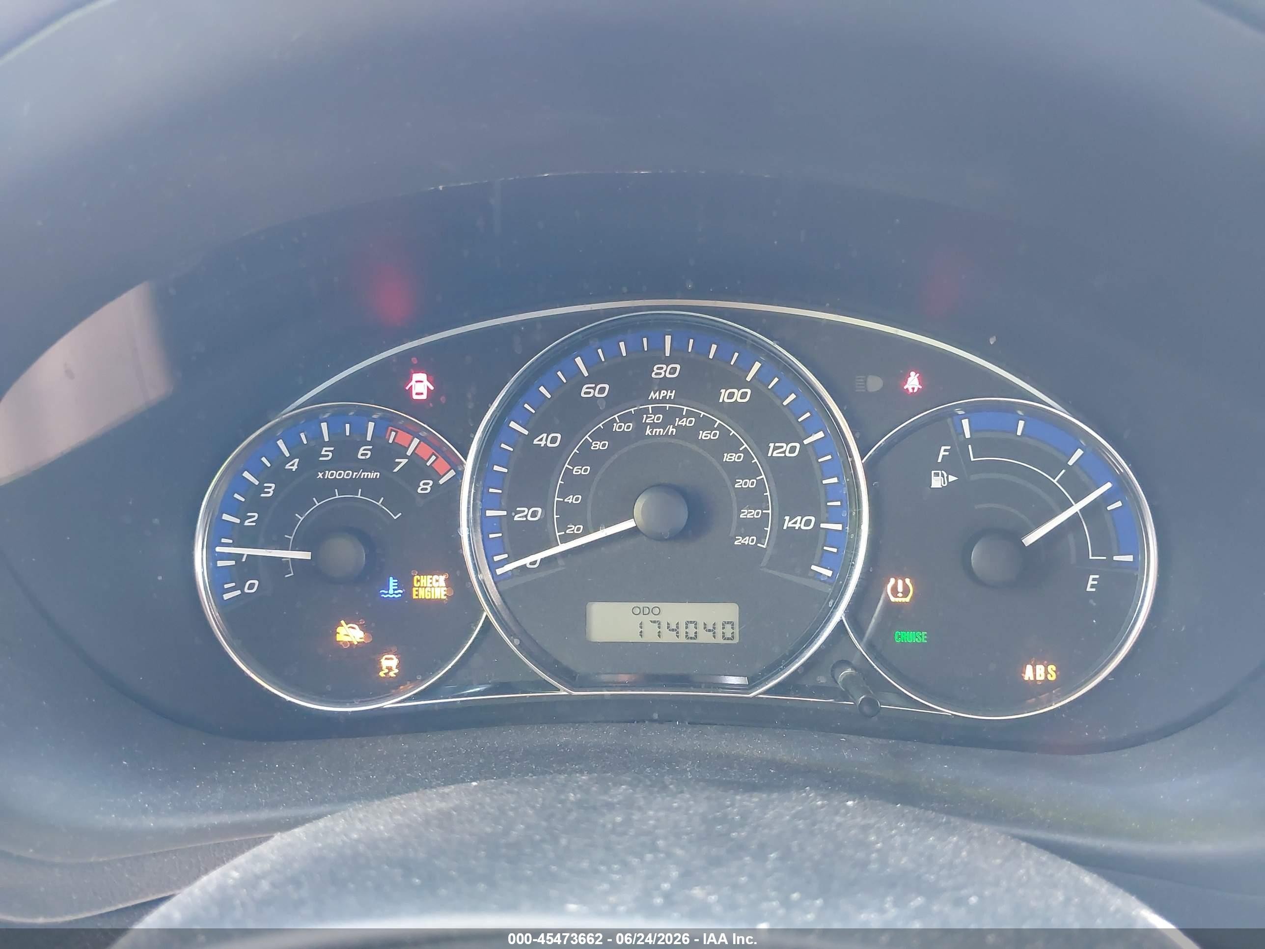 2012 Subaru Forester 2.5x Silver vin: JF2SHBBC1CG407391