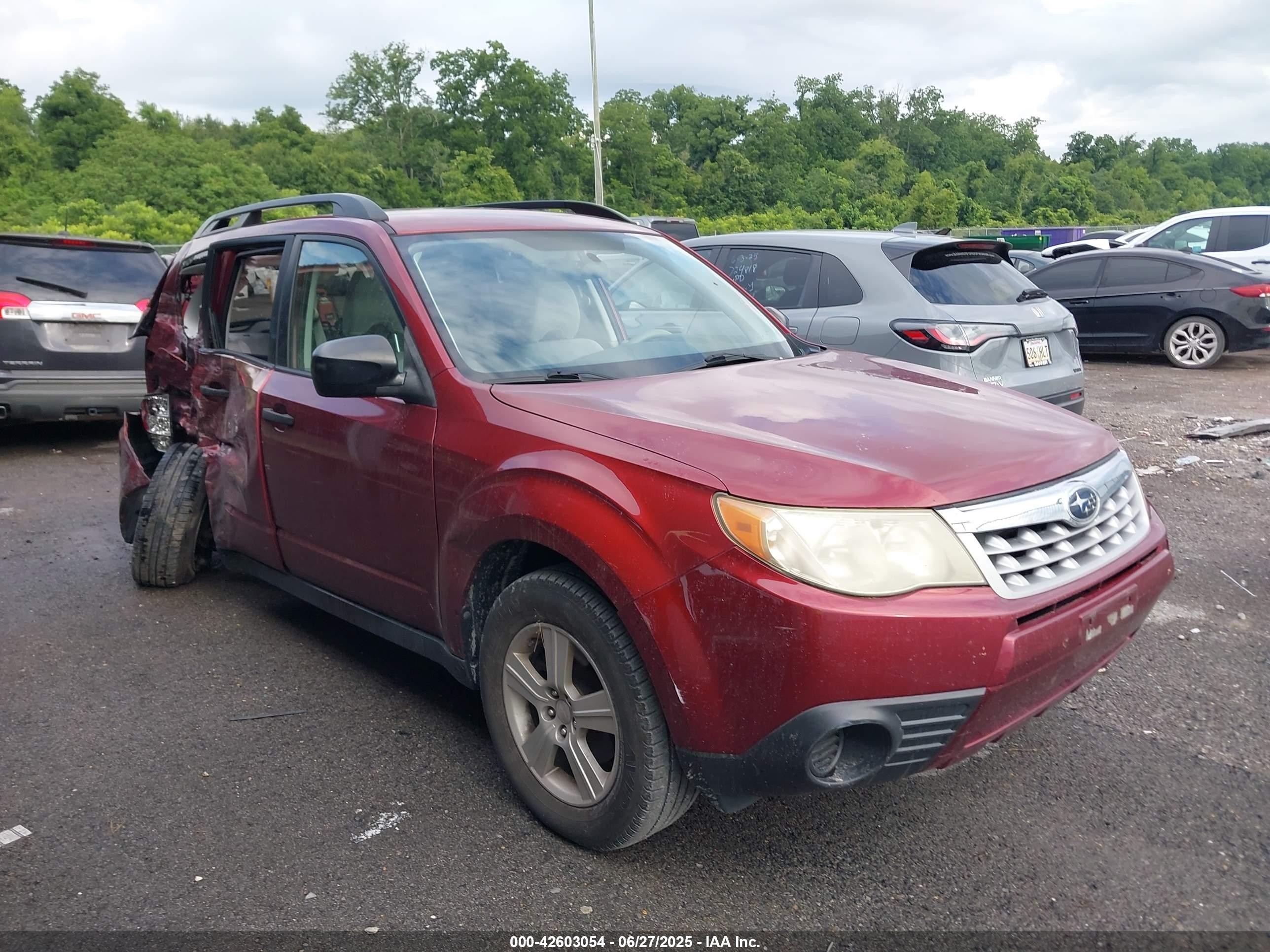 2012 Subaru Forester 2.5x Red vin: JF2SHBBC1CH402783