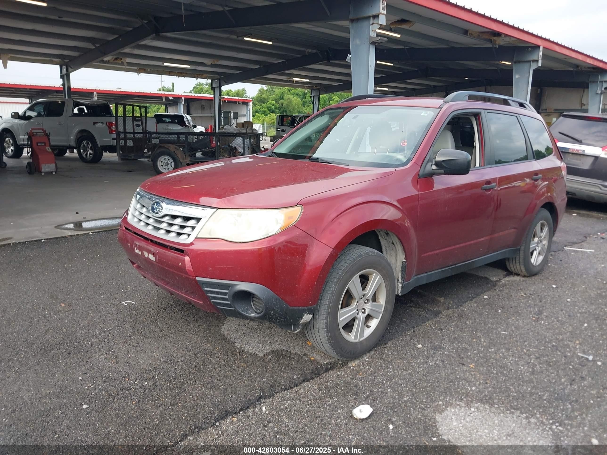 2012 Subaru Forester 2.5x Red vin: JF2SHBBC1CH402783