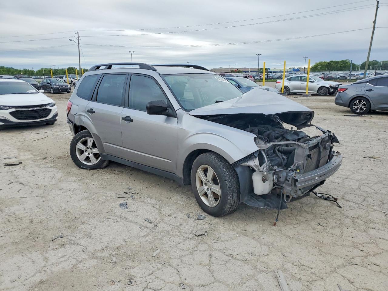 2011 Subaru Forester 2.5x Silver vin: JF2SHBBC2BH715789