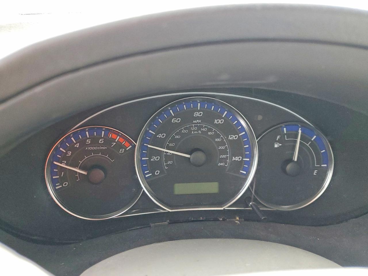 2011 Subaru Forester 2.5x Silver vin: JF2SHBBC2BH715789