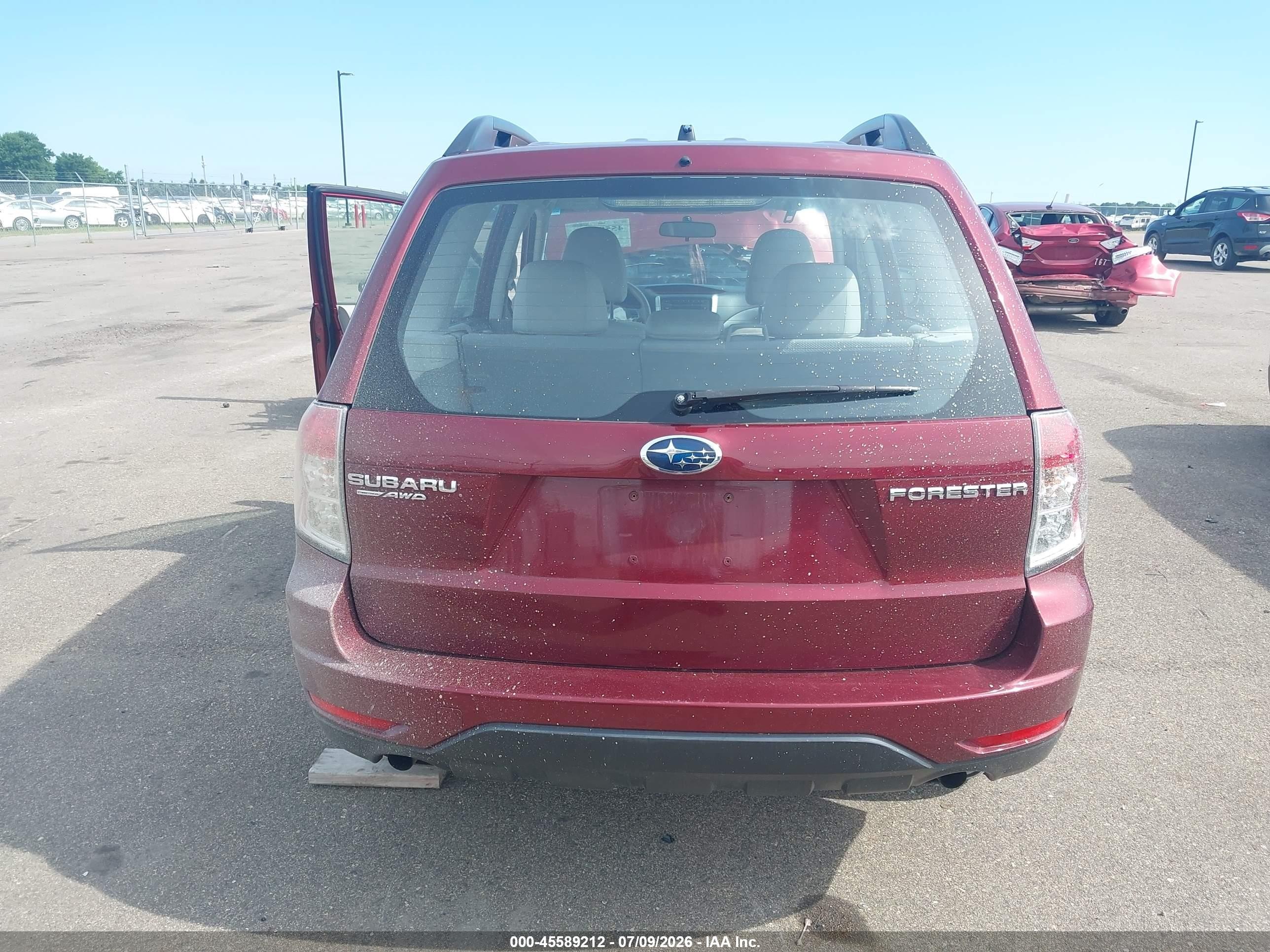 2011 Subaru Forester 2.5x Maroon vin: JF2SHBBC2BH729885