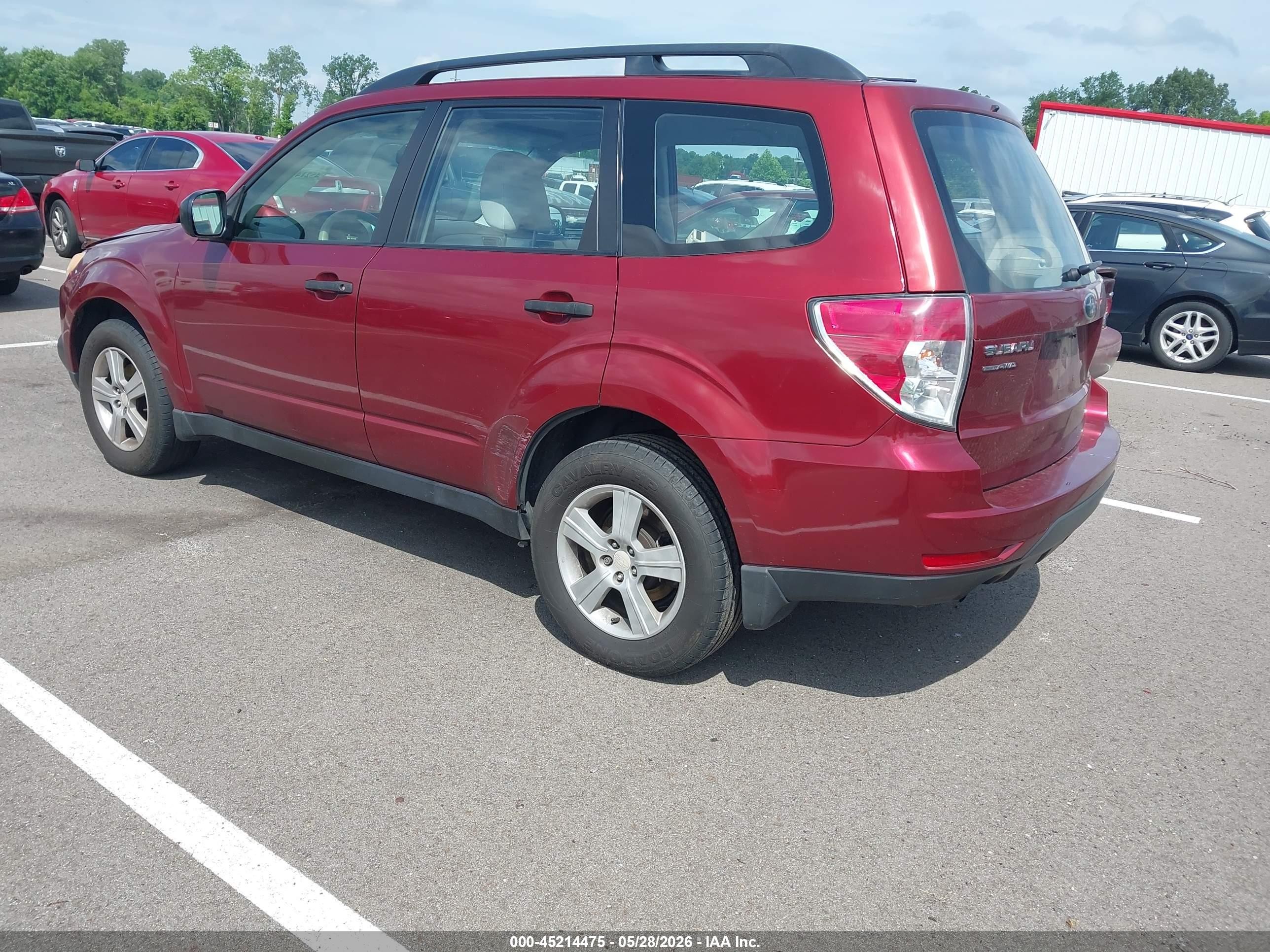 2011 Subaru Forester 2.5x Red vin: JF2SHBBC2BH763826