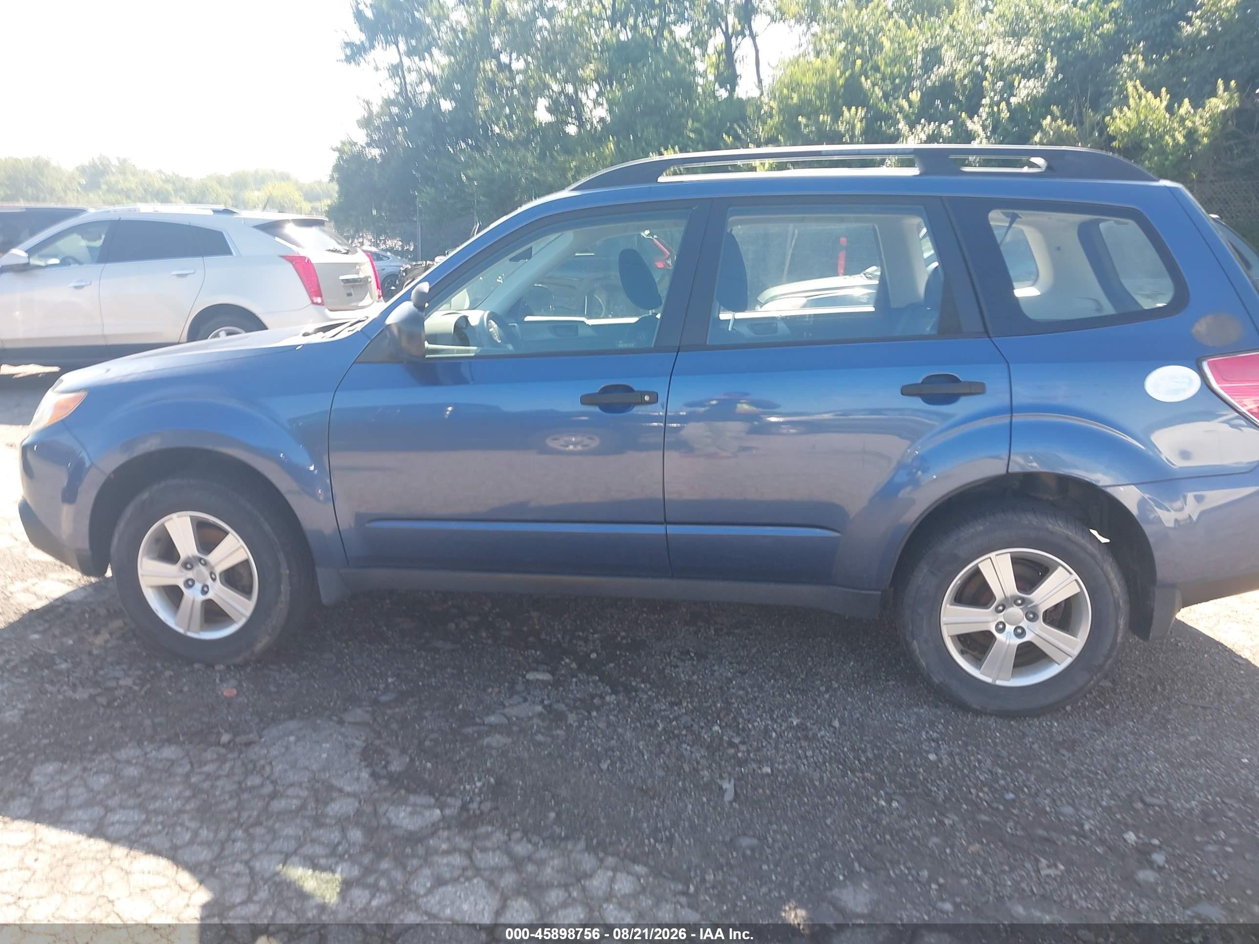 2011 Subaru Forester 2.5x Blue vin: JF2SHBBC2BH767634