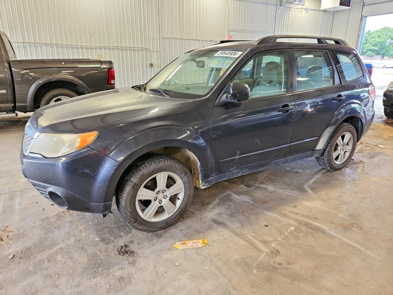 2011 Subaru Forester 2.5x Charcoal vin: JF2SHBBC2BH782036