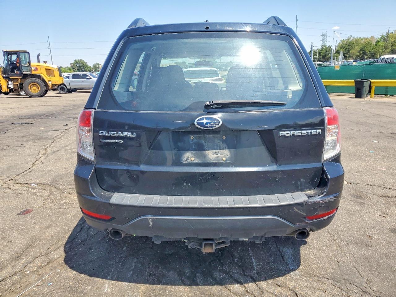 2012 Subaru Forester 2.5x Black vin: JF2SHBBC2CG422417