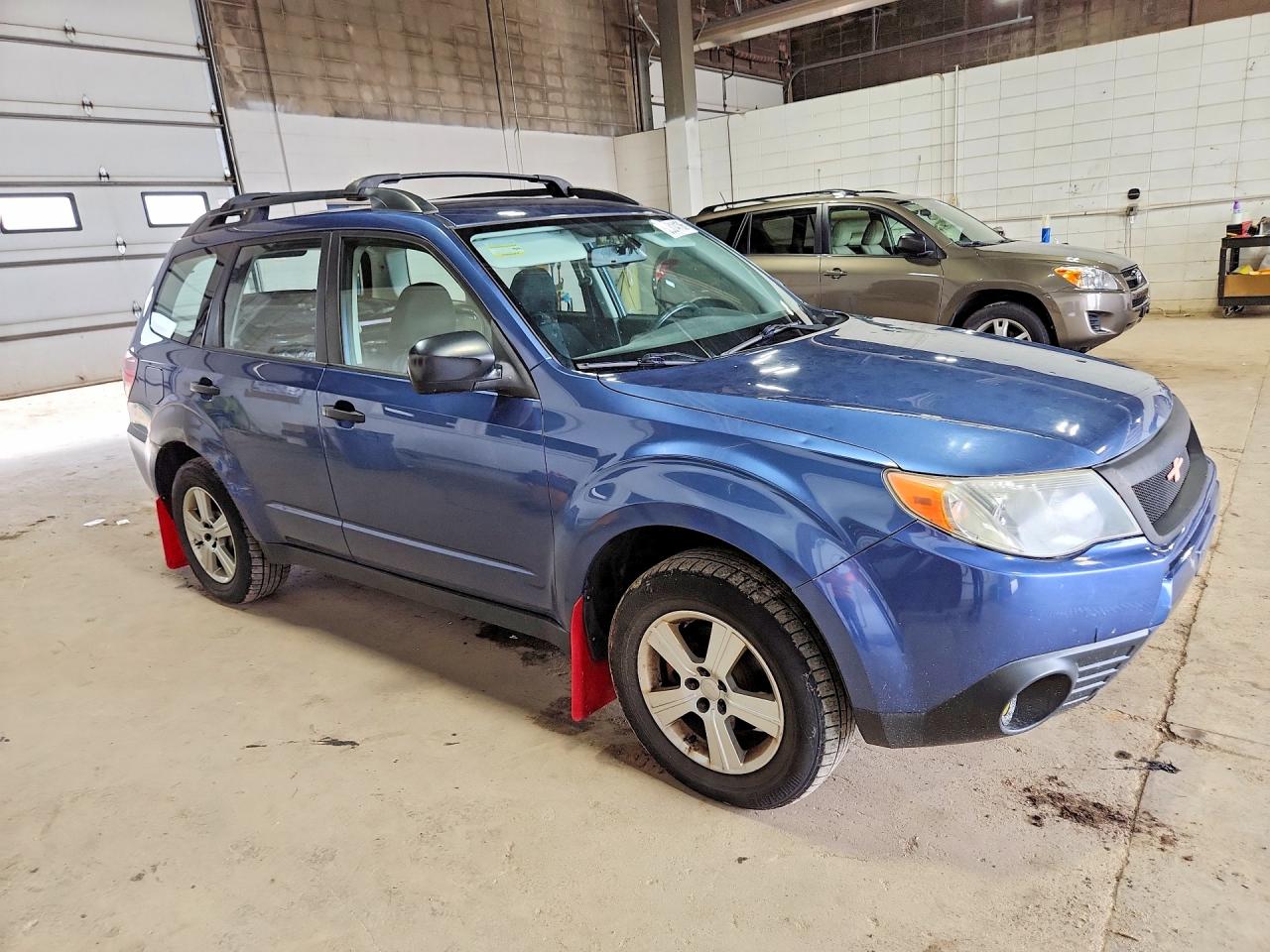2011 Subaru Forester 2.5x Синий vin: JF2SHBBC3BG750945