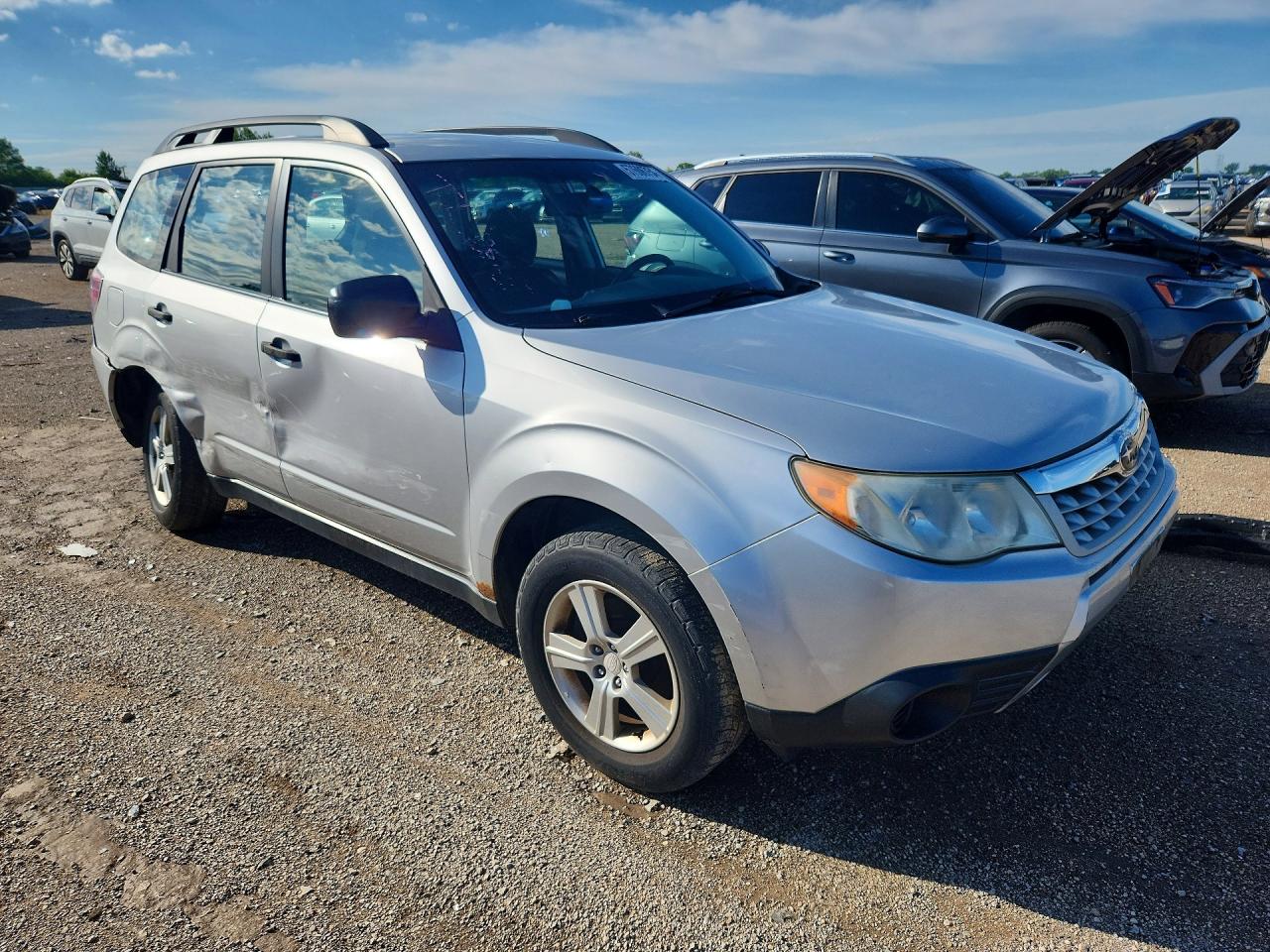 2011 Subaru Forester 2.5x Серебряный vin: JF2SHBBC3BH777170