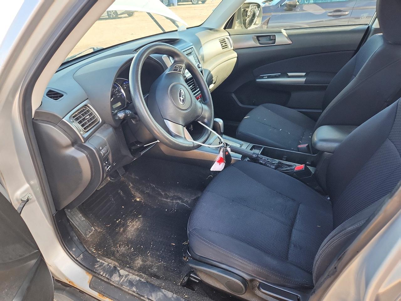 2011 Subaru Forester 2.5x Серебряный vin: JF2SHBBC3BH777170