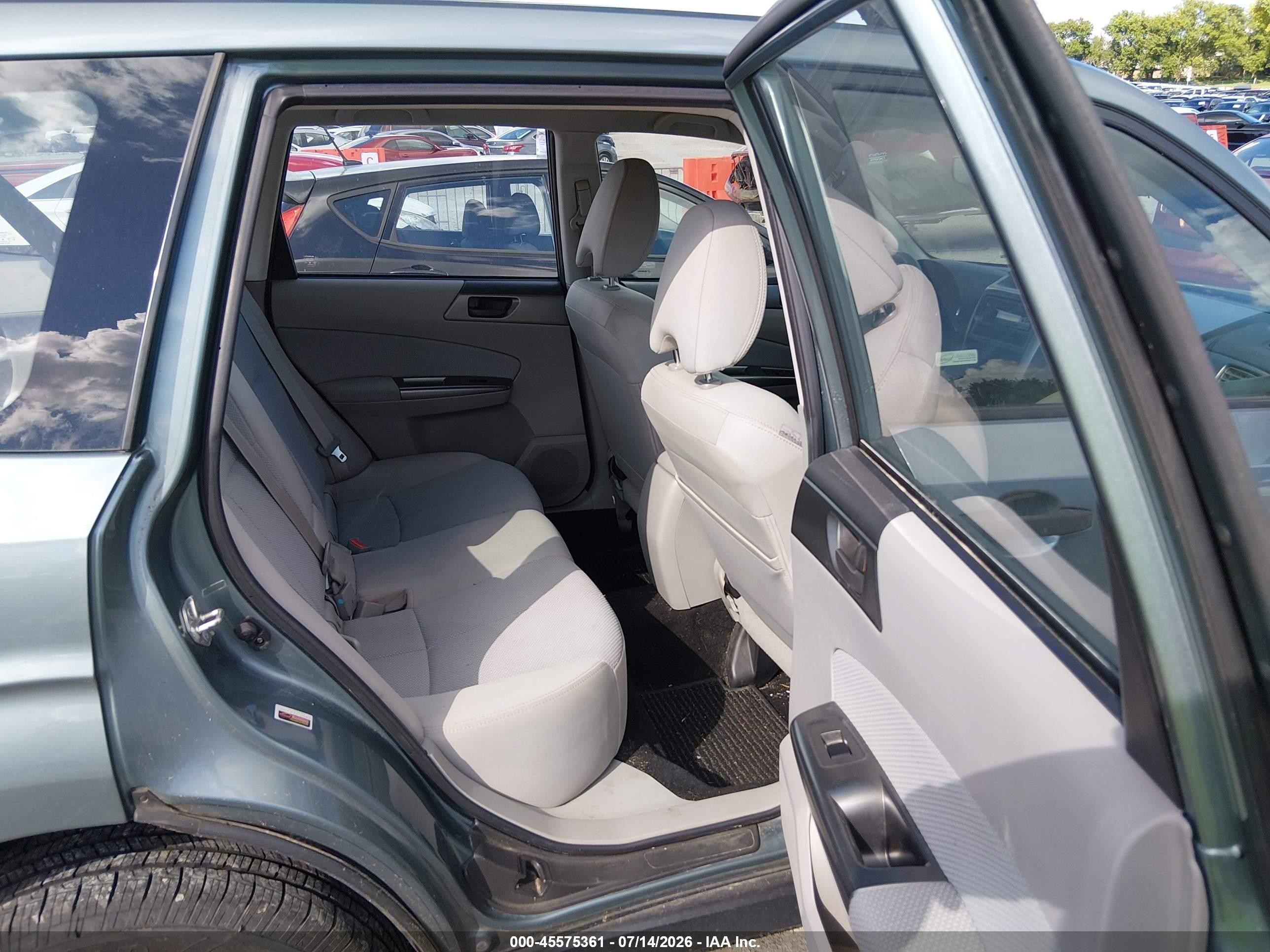 2011 Subaru Forester 2.5x Light Blue vin: JF2SHBBC4BH719634