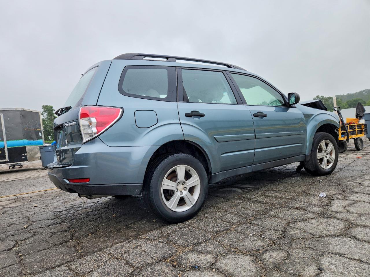2012 Subaru Forester 2.5x Turquoise vin: JF2SHBBC4CH449421