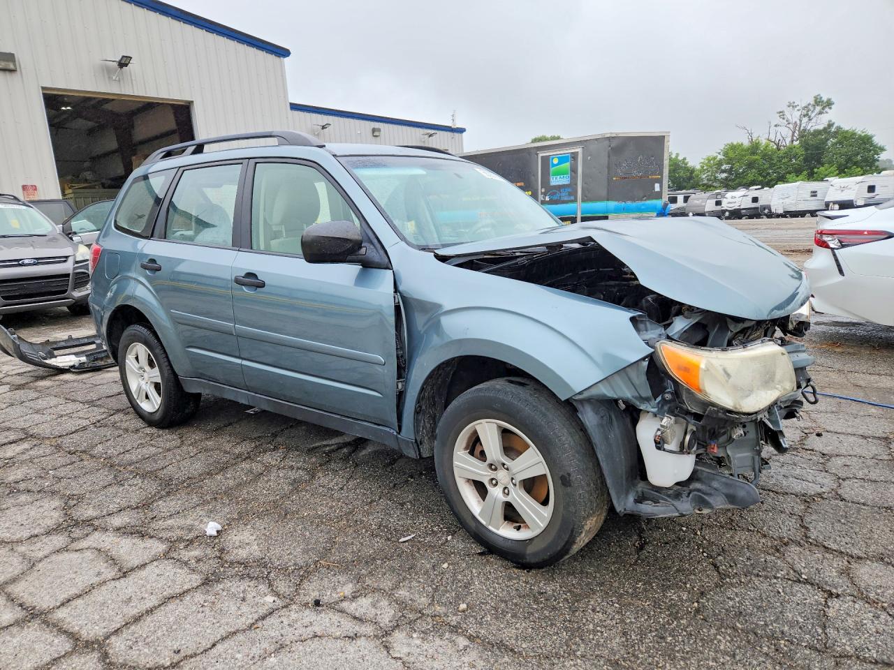 2012 Subaru Forester 2.5x Turquoise vin: JF2SHBBC4CH449421