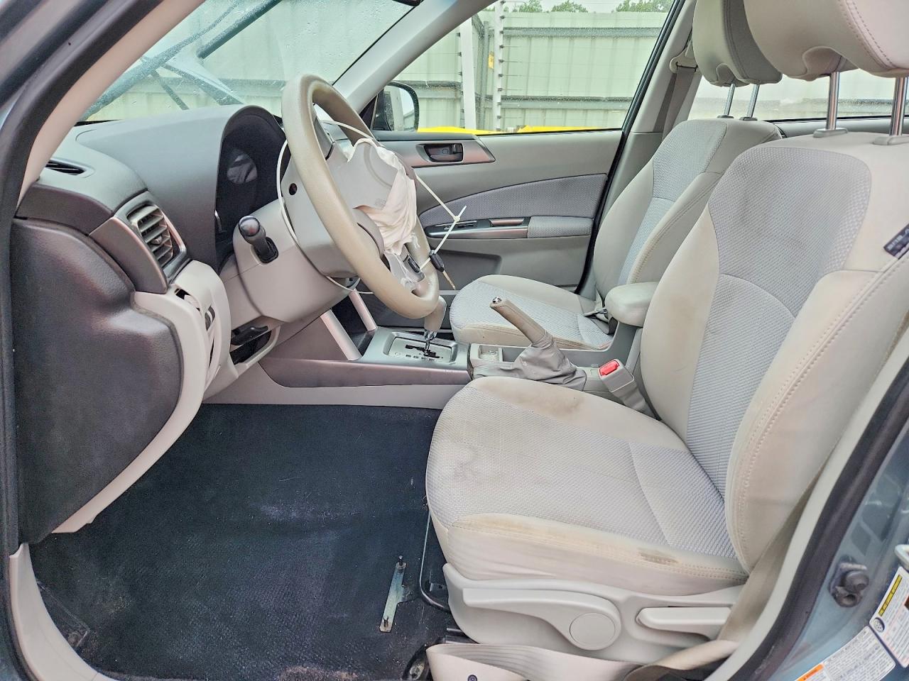 2012 Subaru Forester 2.5x Turquoise vin: JF2SHBBC4CH449421
