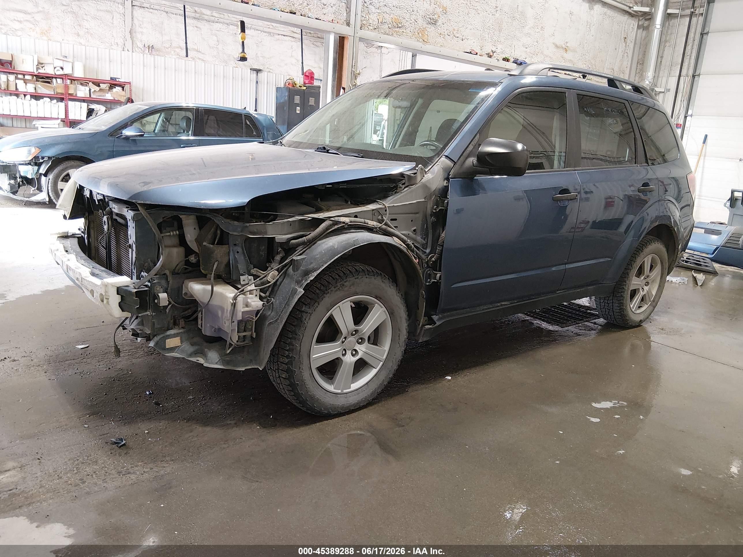 2012 Subaru Forester 2.5x Blue vin: JF2SHBBC4CH449600