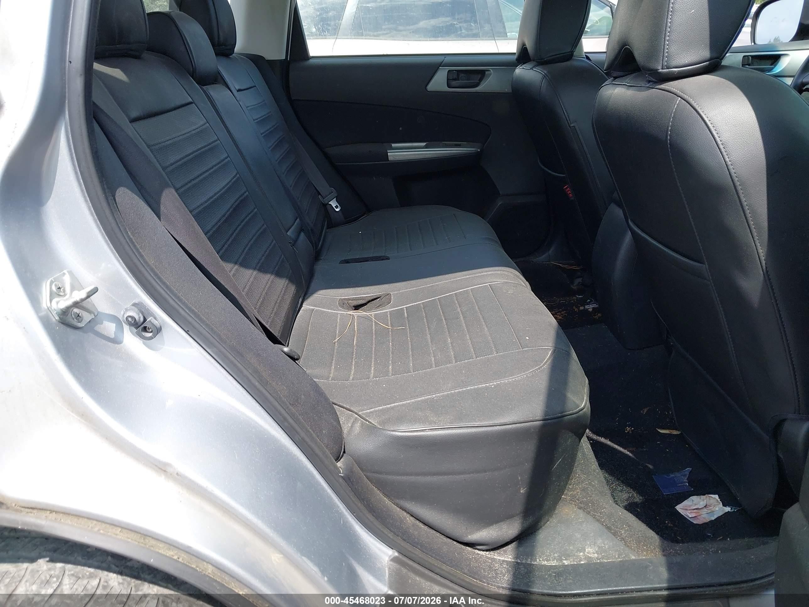 2012 Subaru Forester 2.5x Silver vin: JF2SHBBC4CH450097