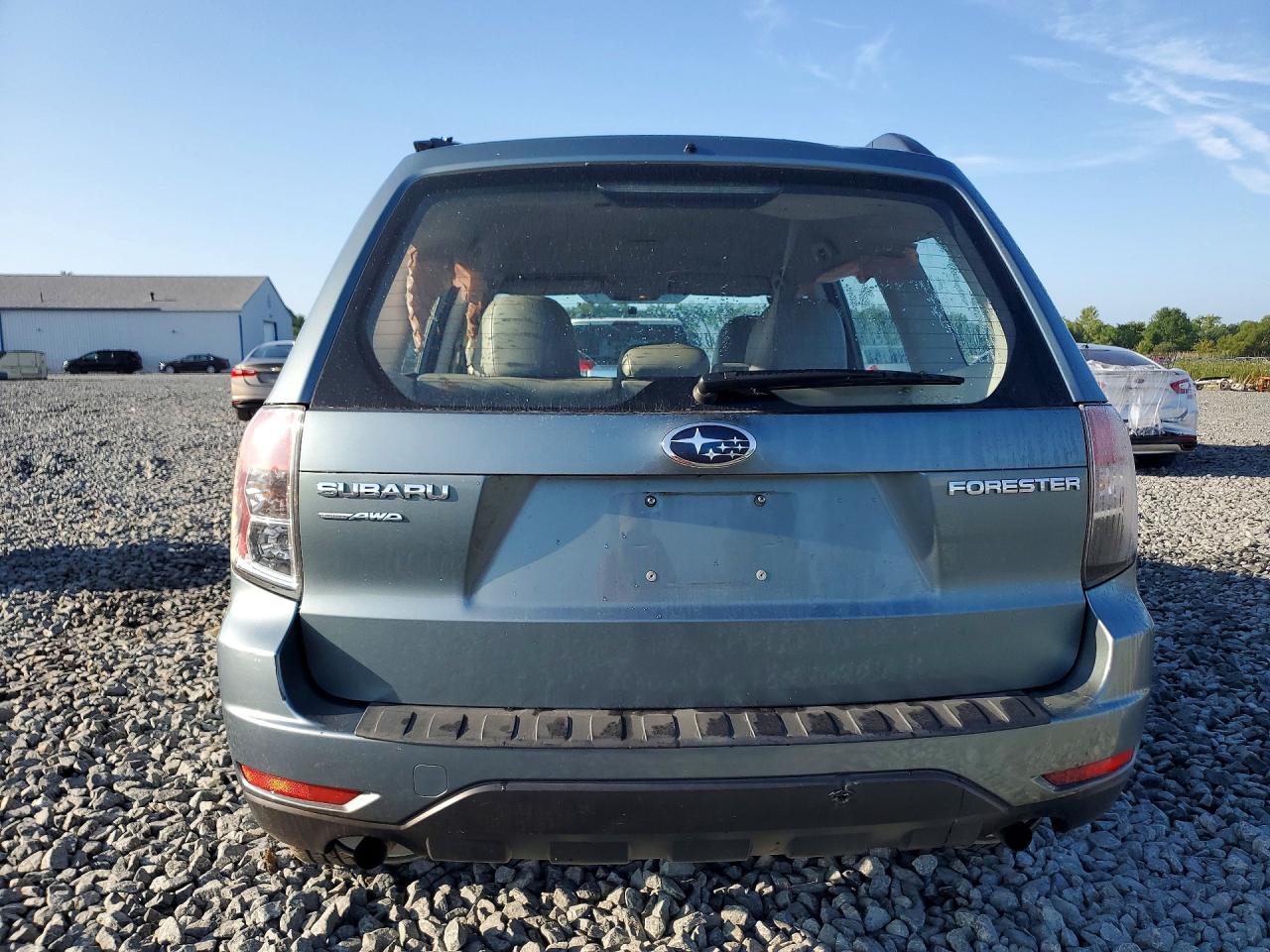 2011 Subaru Forester 2.5x Turquoise vin: JF2SHBBC5BH705533
