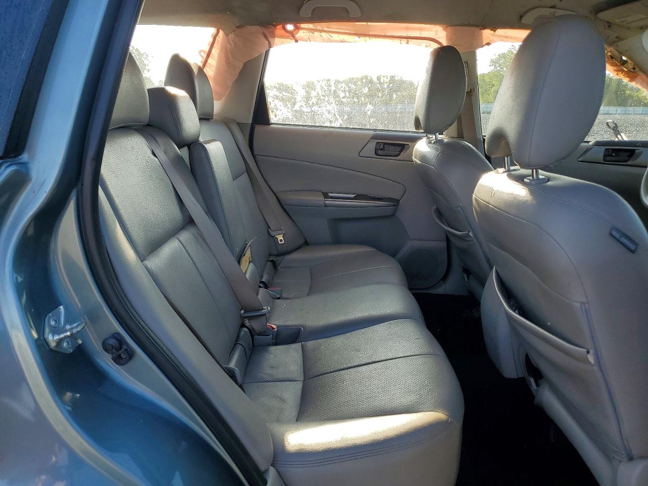 2011 Subaru Forester 2.5x Turquoise vin: JF2SHBBC5BH705533