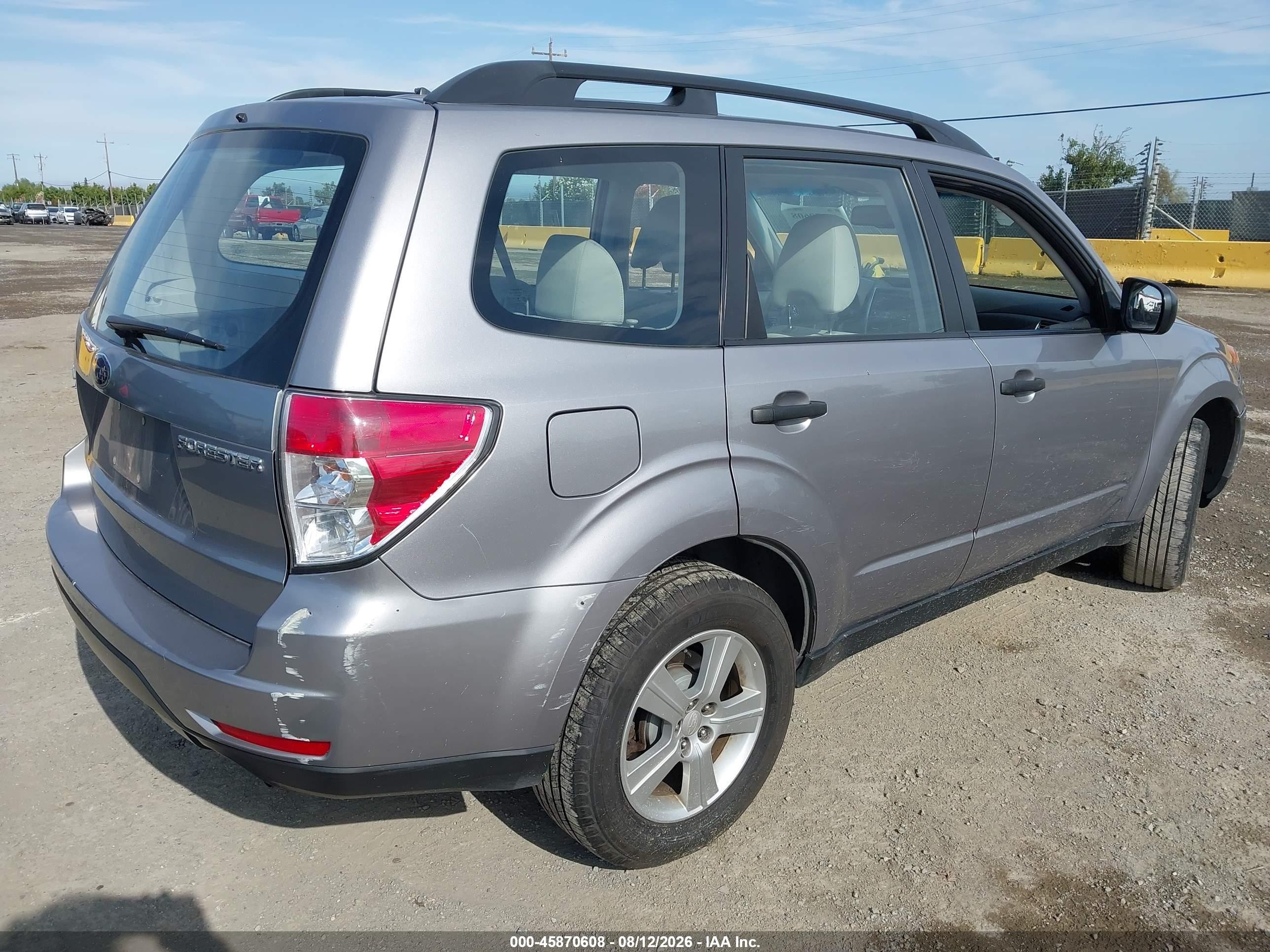 2011 Subaru Forester 2.5x Серый vin: JF2SHBBC5BH741707