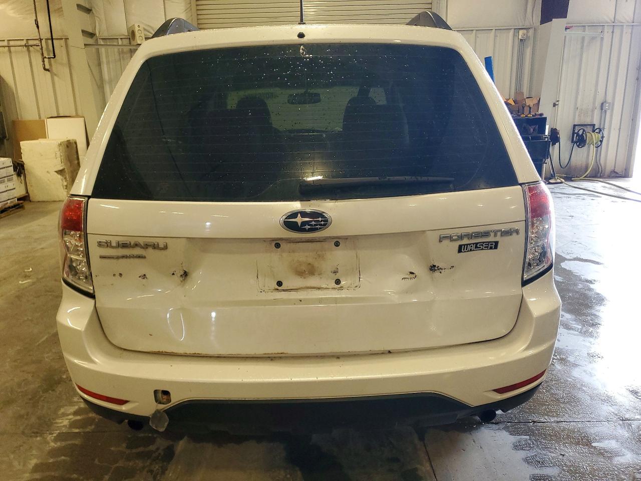 2012 Subaru Forester 2.5x White vin: JF2SHBBC5CH414354