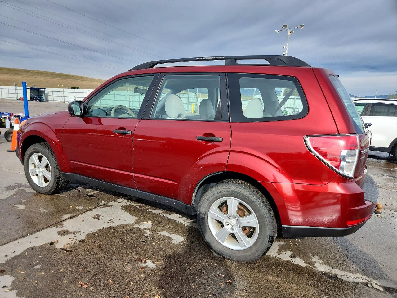 2011 Subaru Forester 2.5x Burgundy vin: JF2SHBBC6BG758764