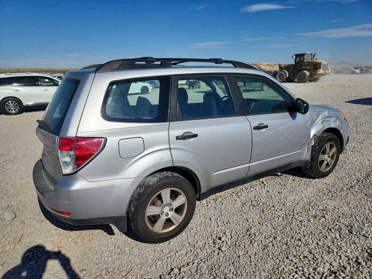 2011 Subaru Forester 2.5x Silver vin: JF2SHBBC6BH774120