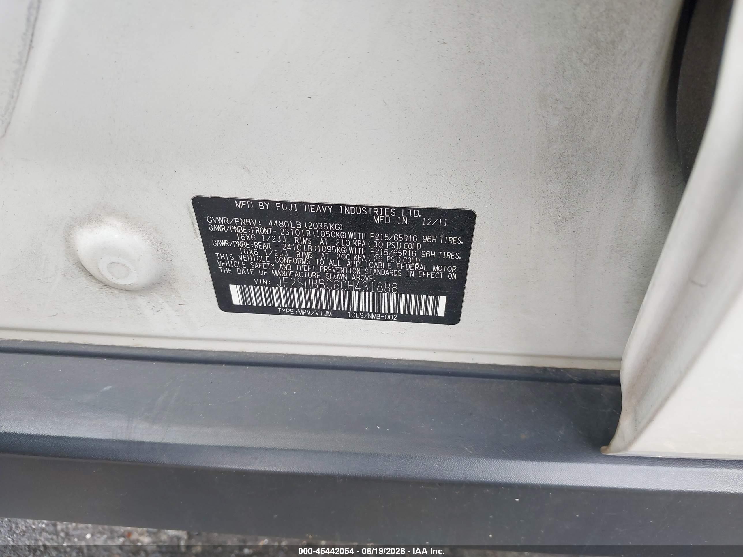 2012 Subaru Forester 2.5x White vin: JF2SHBBC6CH431888