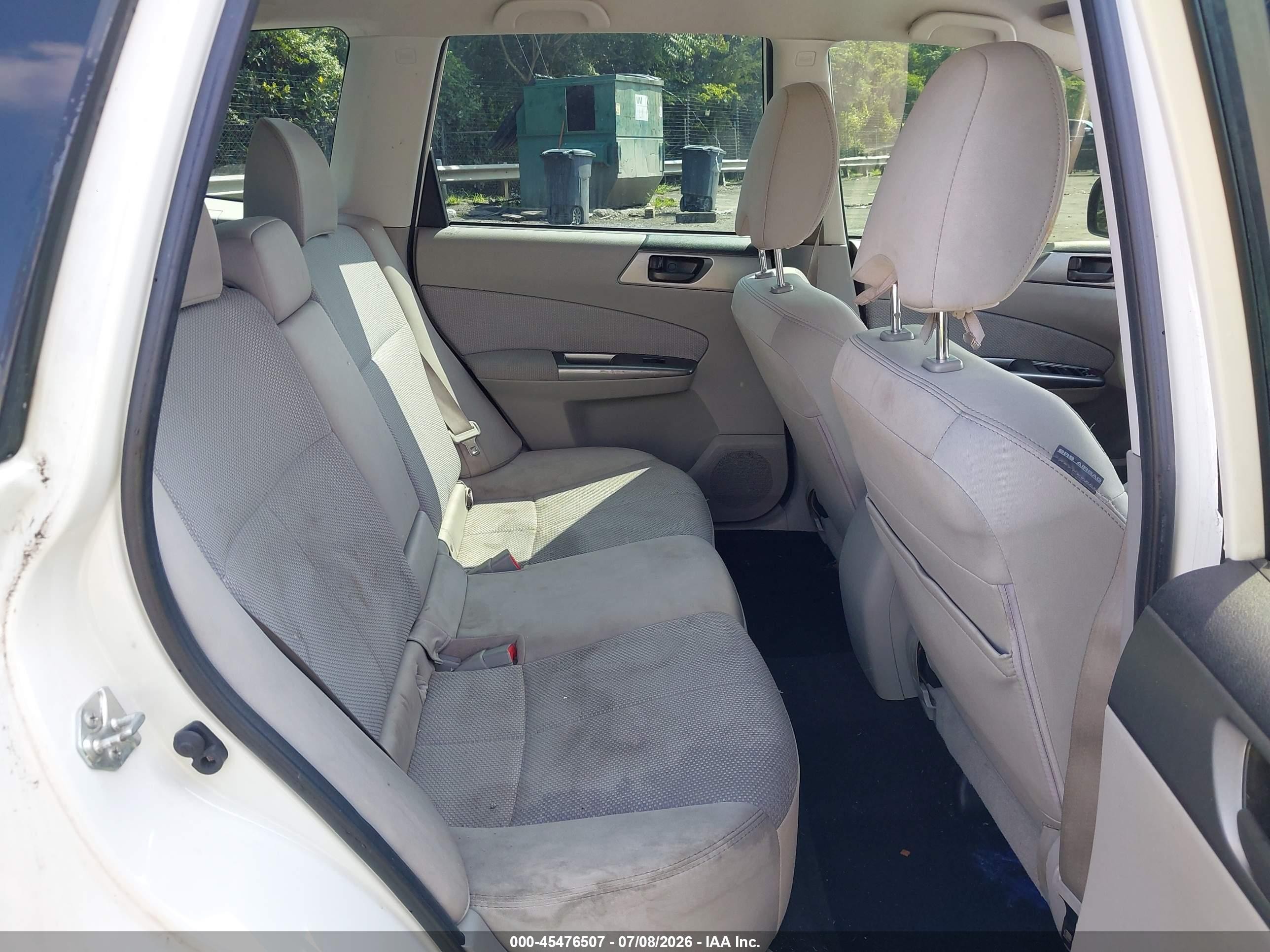 2012 Subaru Forester 2.5x White vin: JF2SHBBC6CH452479