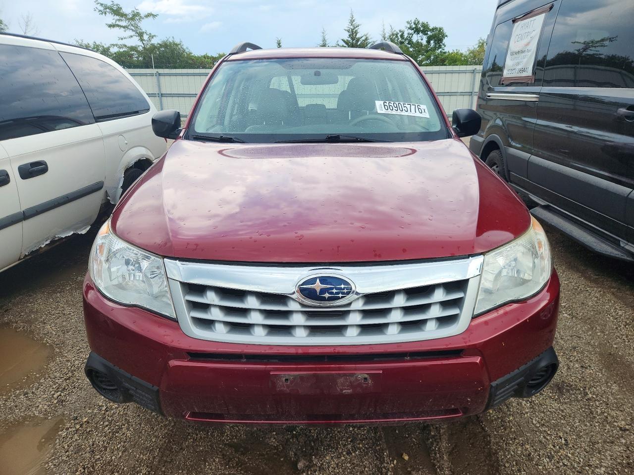2011 Subaru Forester 2.5x Red vin: JF2SHBBC7BH767113