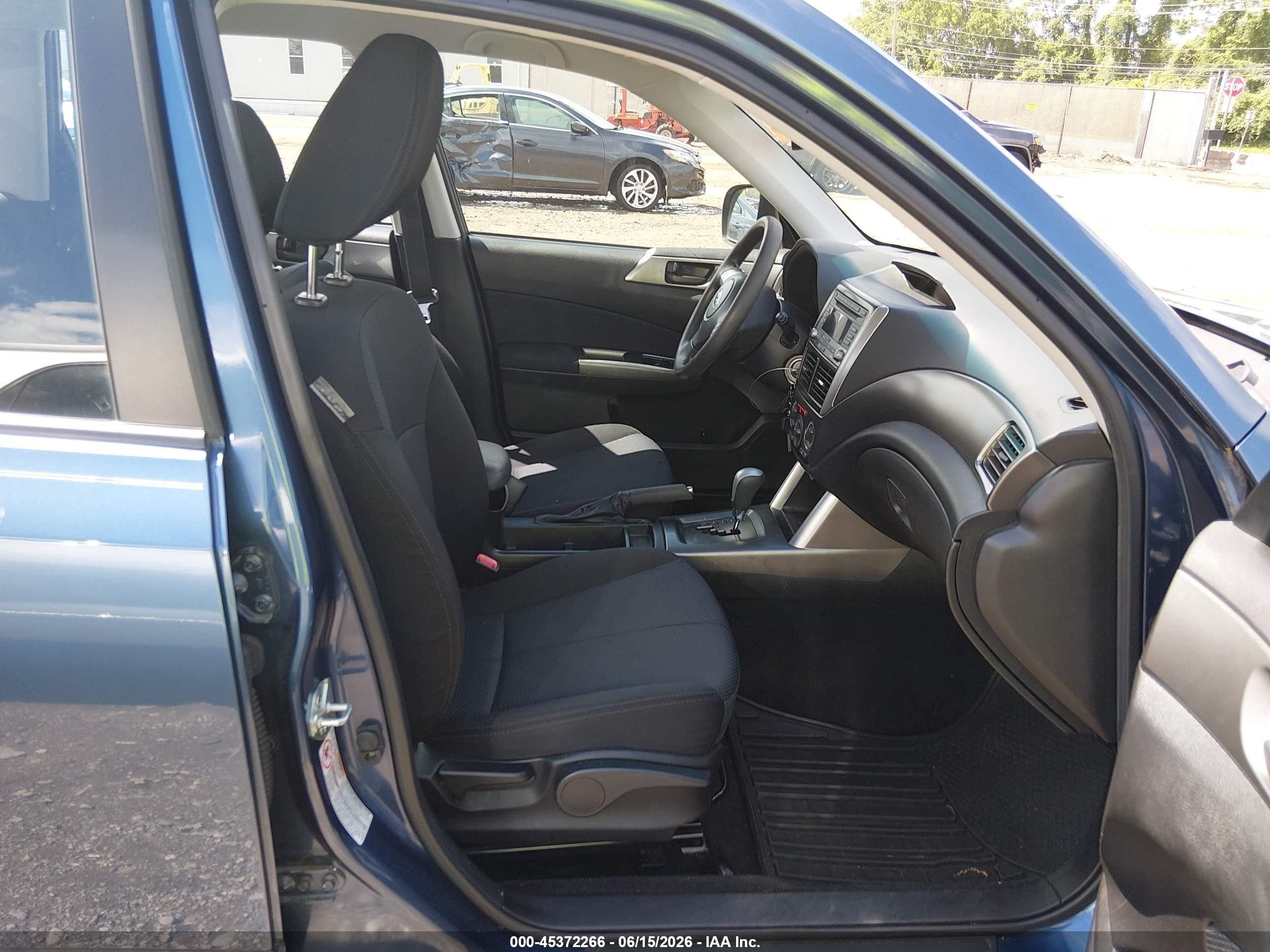 2012 Subaru Forester 2.5x Blue vin: JF2SHBBC7CH461028