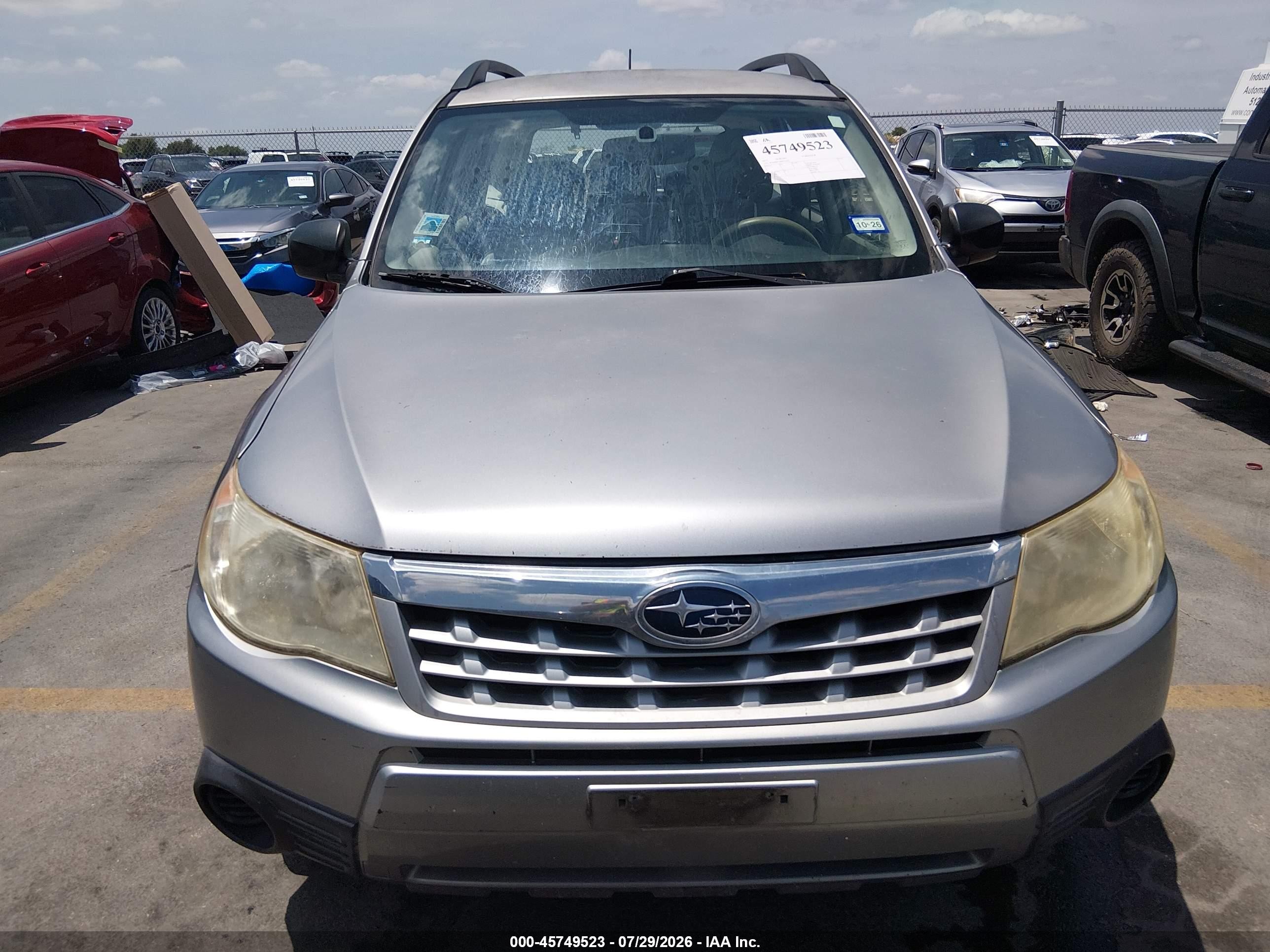 2011 Subaru Forester 2.5x Silver vin: JF2SHBBC8BH702433