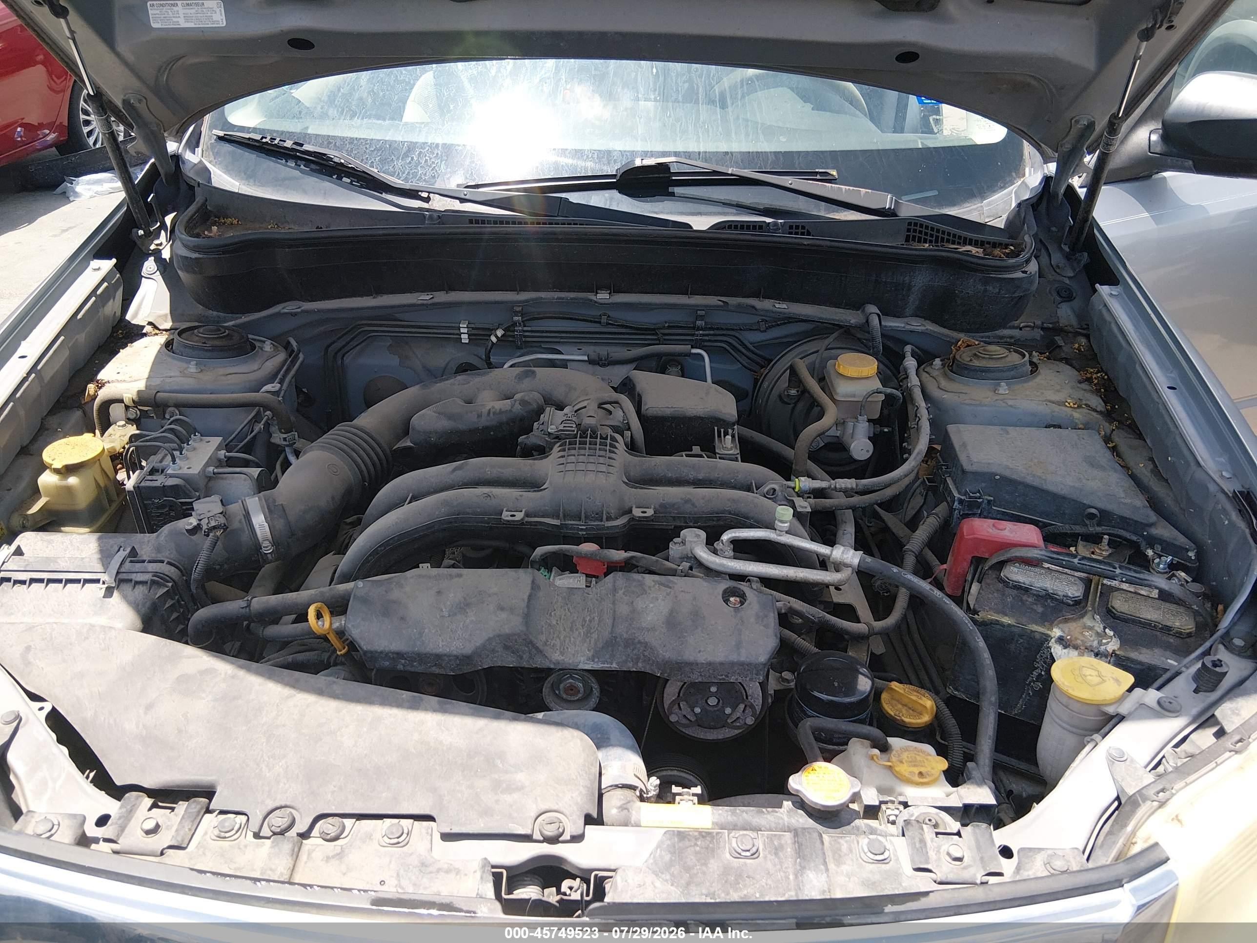 2011 Subaru Forester 2.5x Silver vin: JF2SHBBC8BH702433