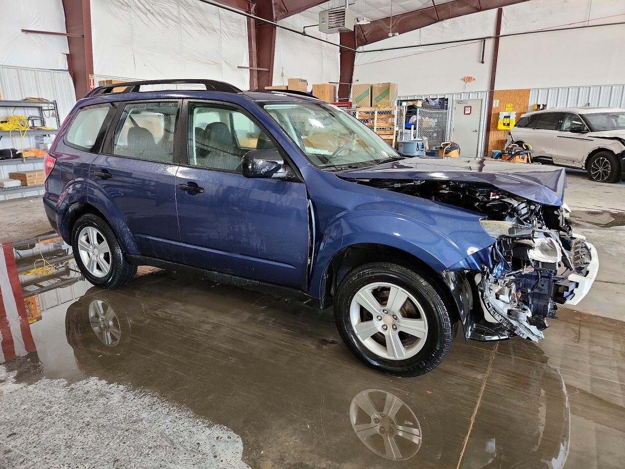 2012 Subaru Forester 2.5x Blue vin: JF2SHBBC8CH411495