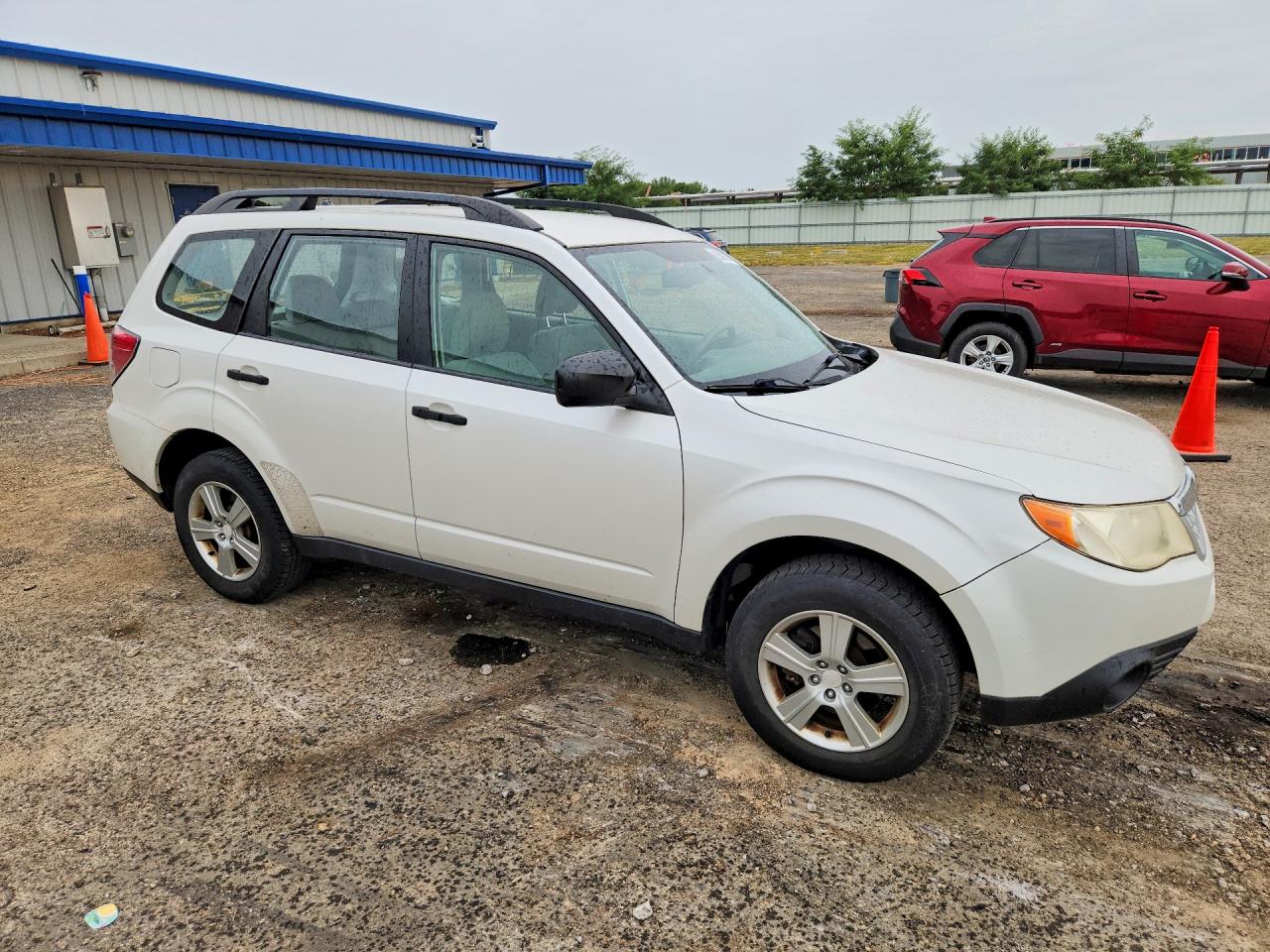 2011 Subaru Forester 2.5x Белый vin: JF2SHBBC9BH727695