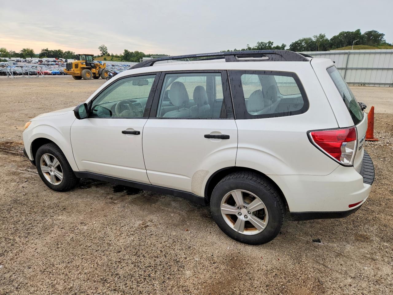 2011 Subaru Forester 2.5x Белый vin: JF2SHBBC9BH727695