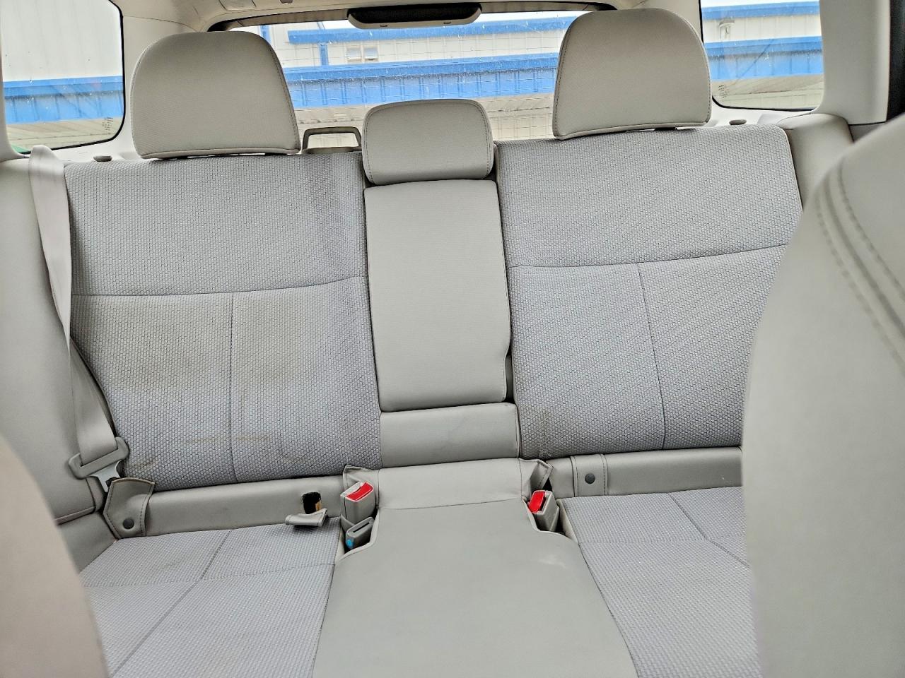 2011 Subaru Forester 2.5x Белый vin: JF2SHBBC9BH727695