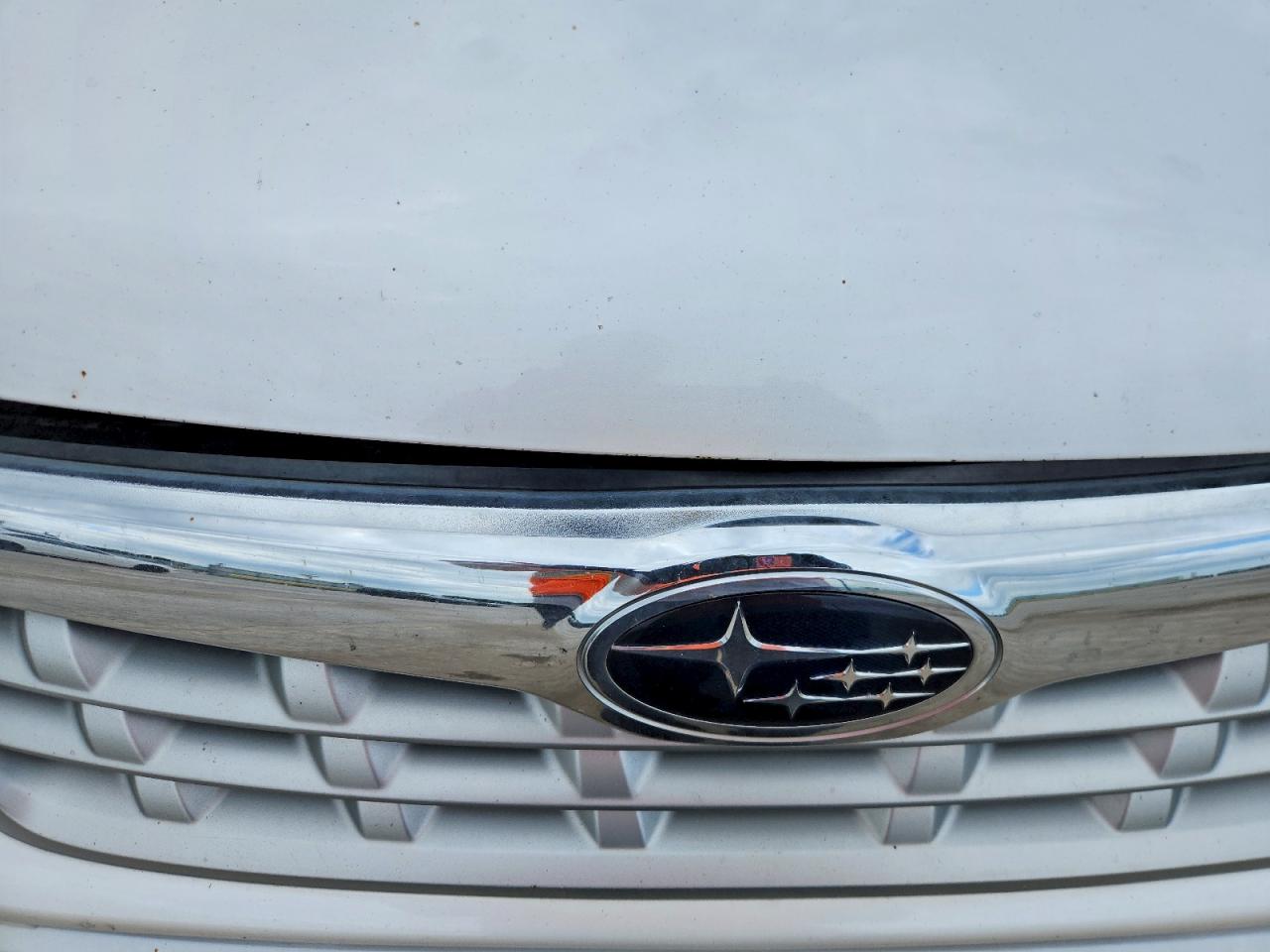 2011 Subaru Forester 2.5x White vin: JF2SHBBCXBH765226