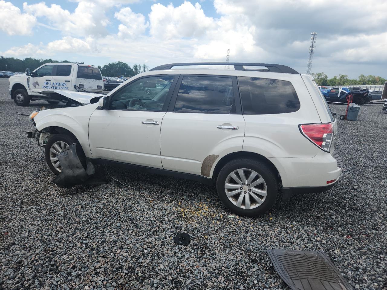 2012 Subaru Forester 2.5x Premium Белый vin: JF2SHBCC0CH457675