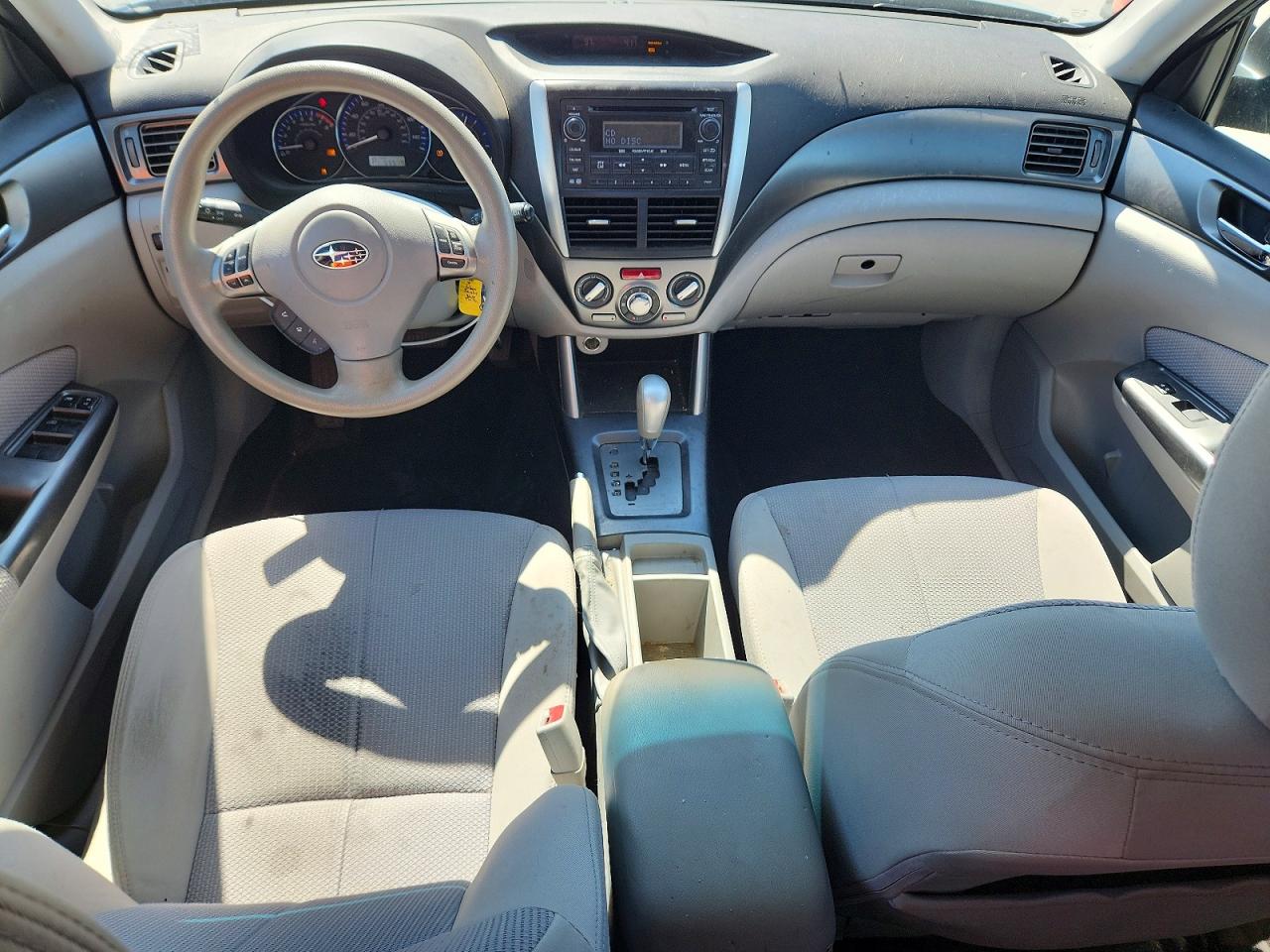 2011 Subaru Forester 2.5x Premium Gray vin: JF2SHBCC5BH732701