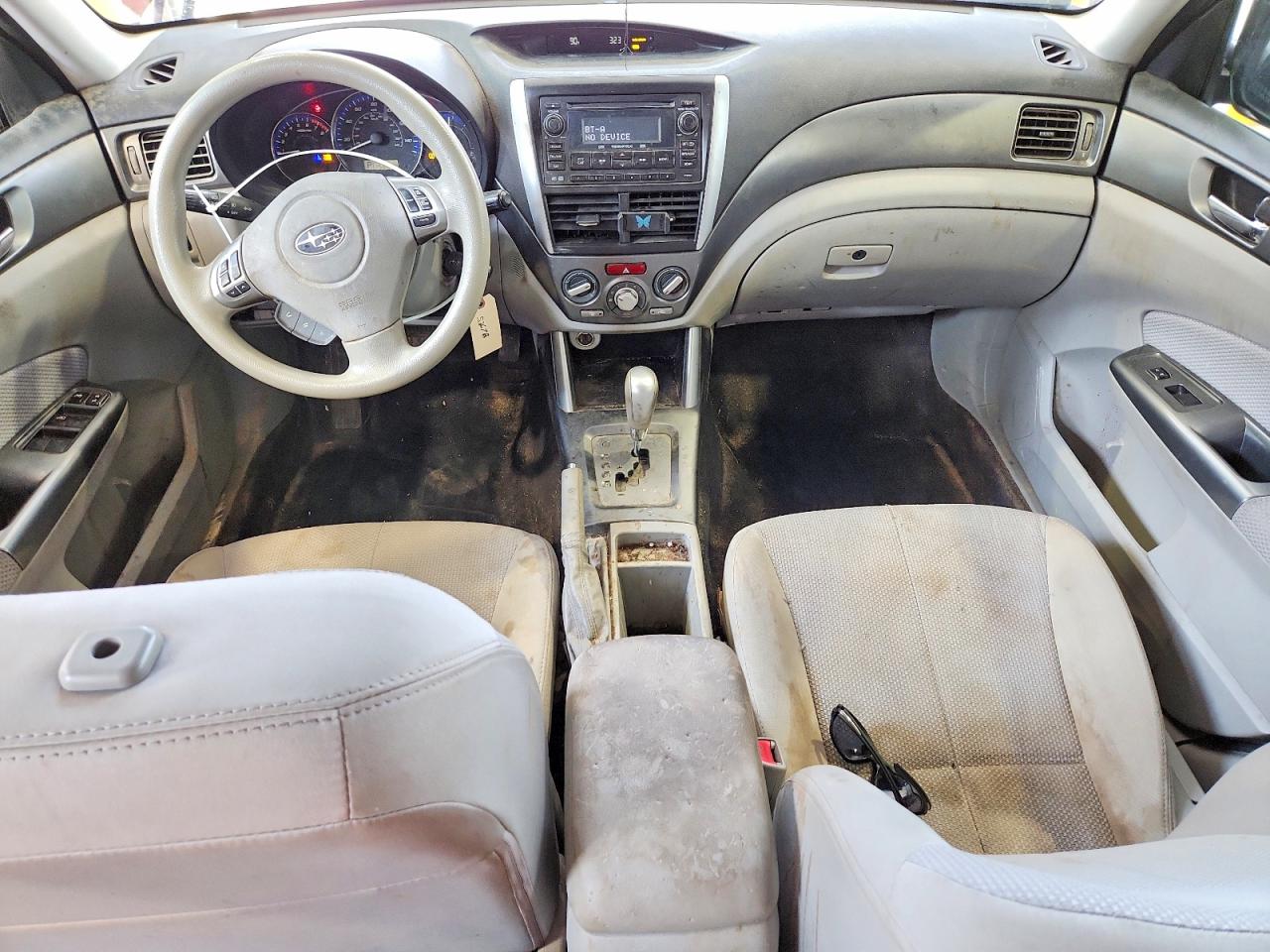 2011 Subaru Forester 2.5x Premium Red vin: JF2SHBCC5BH769649