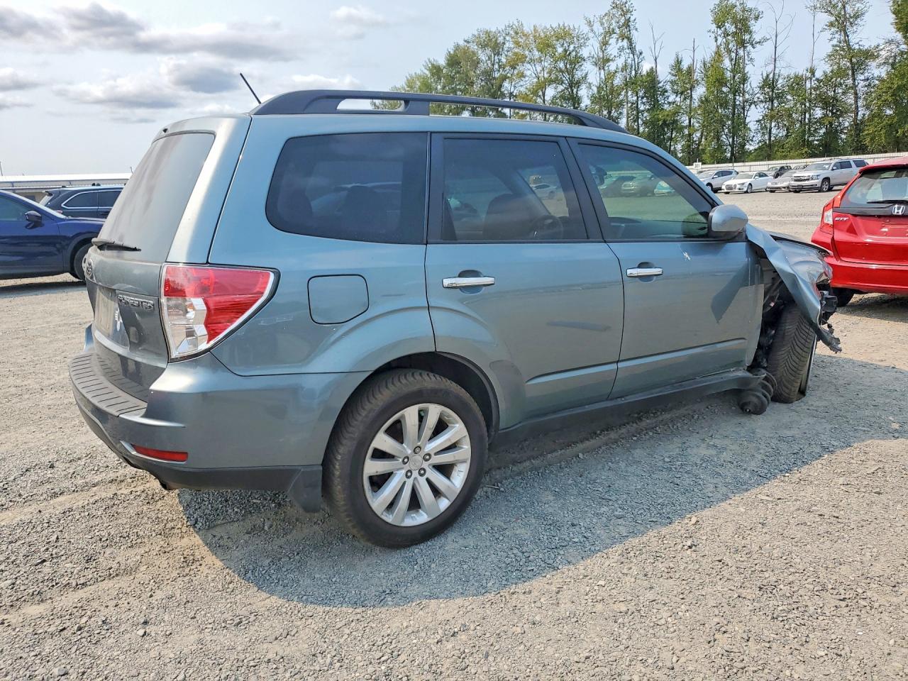 2011 Subaru Forester 2.5x Premium Teal vin: JF2SHBCC5BH780697