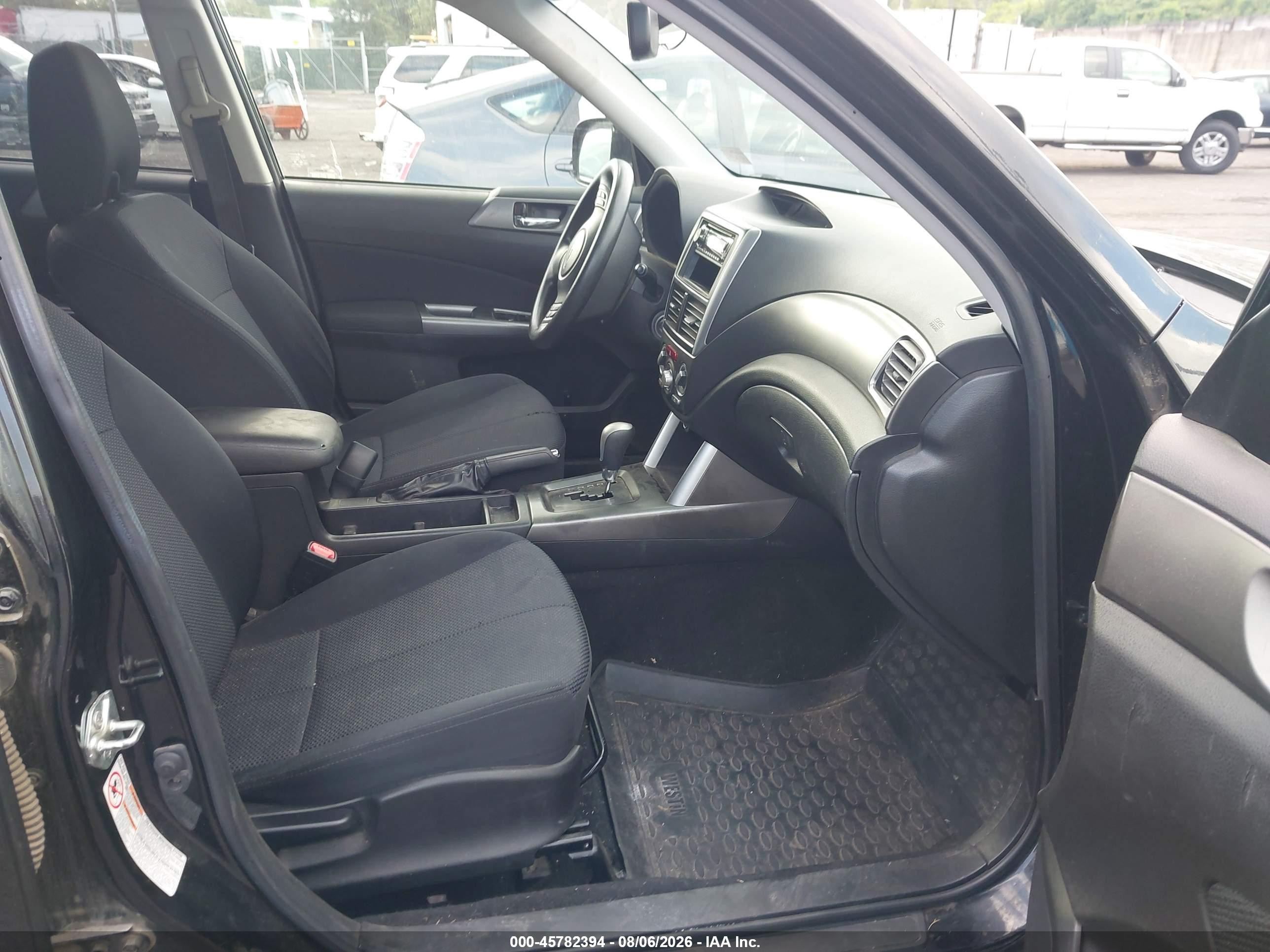 2011 Subaru Forester 2.5x Premium Black vin: JF2SHBCC6BH769594
