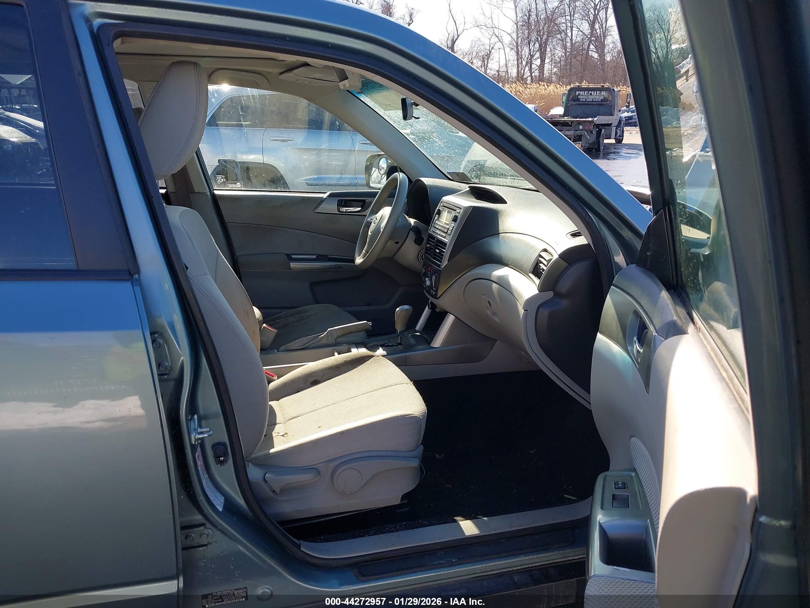 2012 Subaru Forester 2.5x Premium Blue vin: JF2SHBCC6CH451248