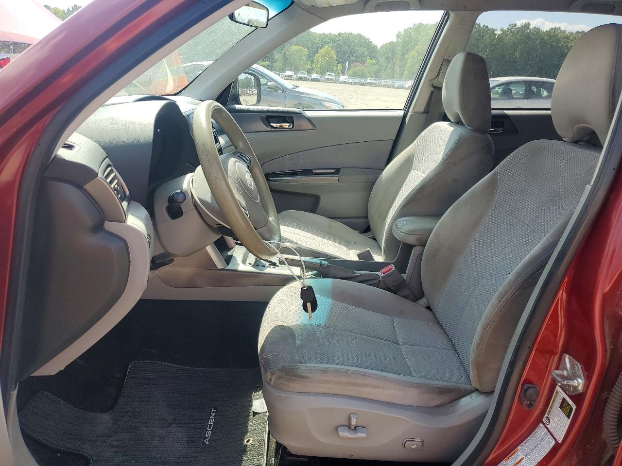 2011 Subaru Forester 2.5x Premium Red vin: JF2SHBCC9BH761375