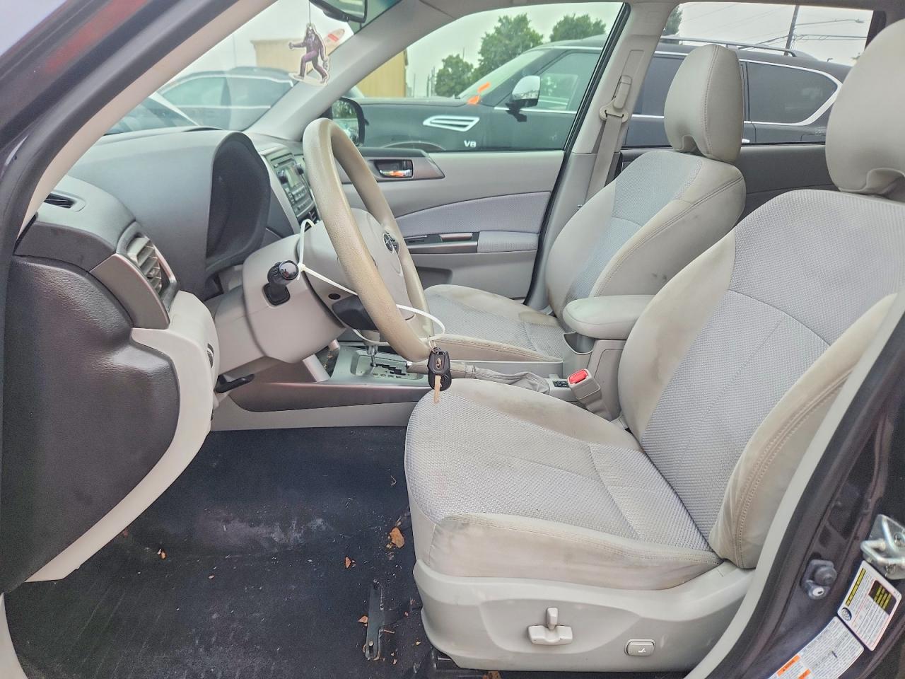 2012 Subaru Forester 2.5x Premium Gray vin: JF2SHBDC0CH417076