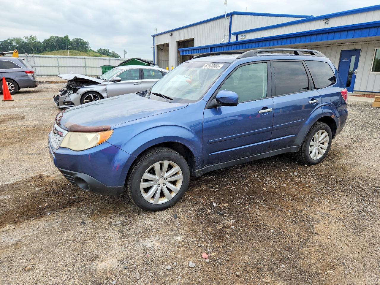 2011 Subaru Forester 2.5x Premium Blue vin: JF2SHBDC1BH725968