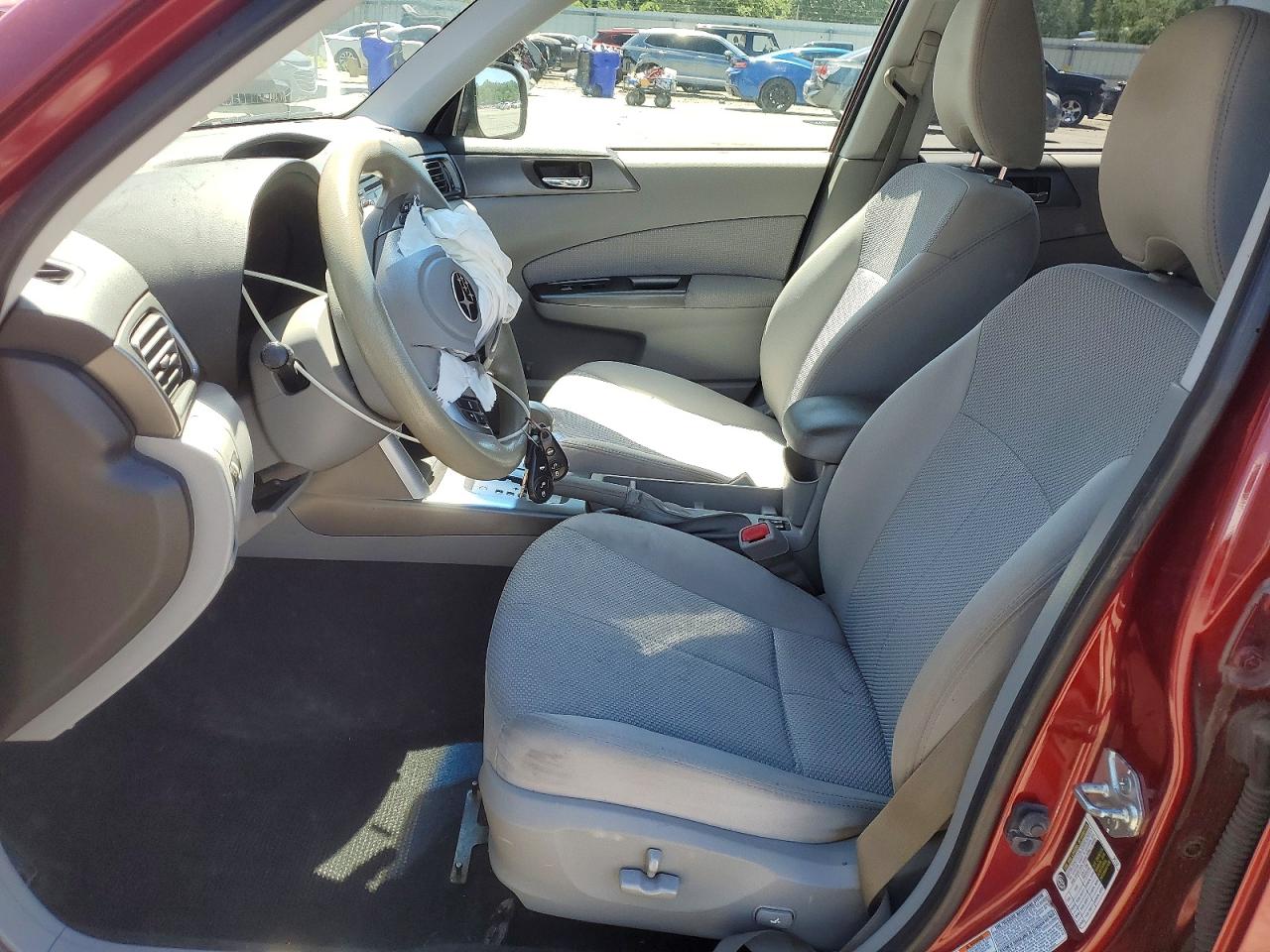 2012 Subaru Forester 2.5x Premium Red vin: JF2SHBDC2CH407732